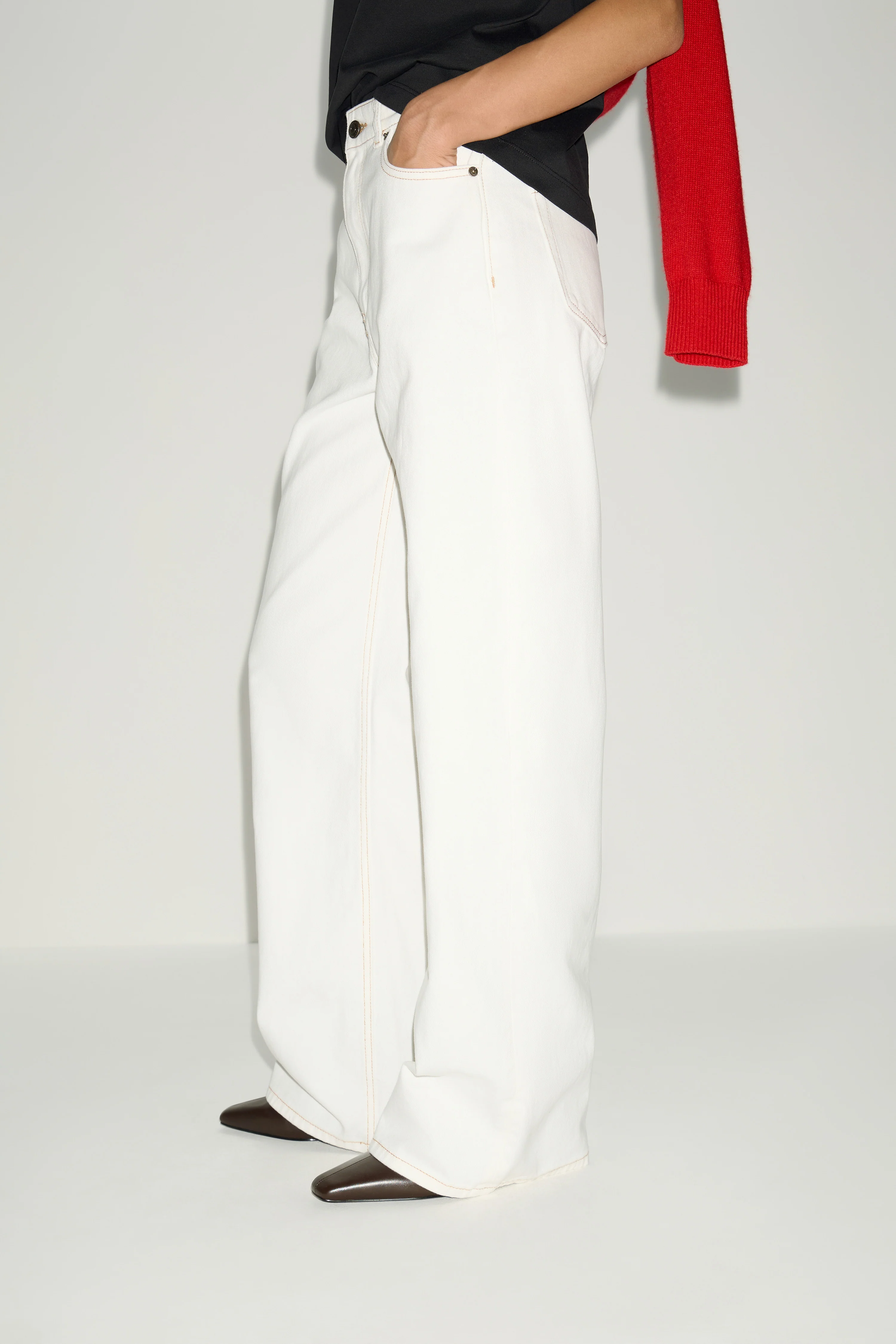 HIGH-WAIST WIDE LEG JEANS - Image 4