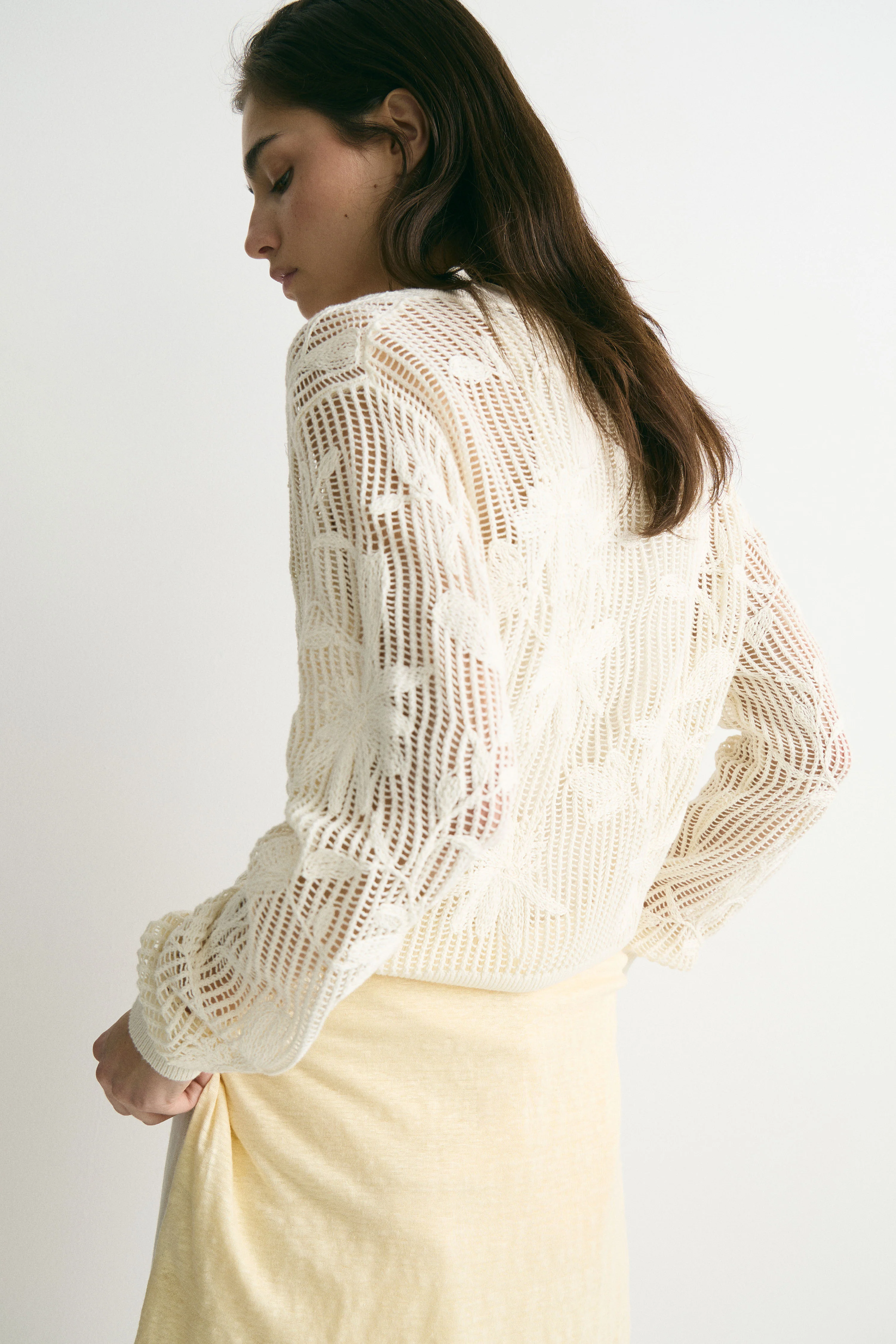 HOLE-KNIT EMBROIDERY-DETAIL COTTON CARDIGAN - Image 4
