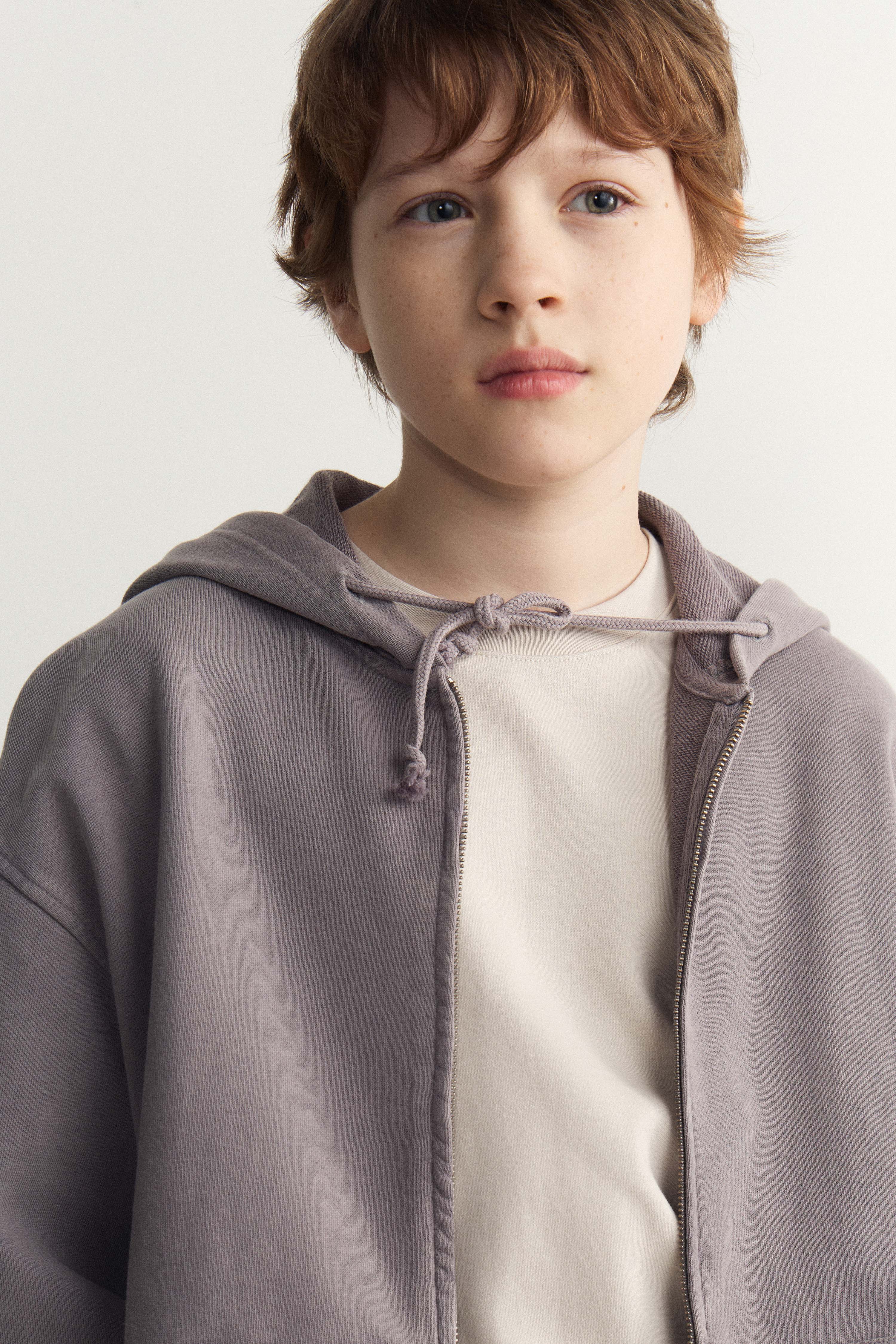 HOODED ZIP-UP SWEATSHIRT - Image 3