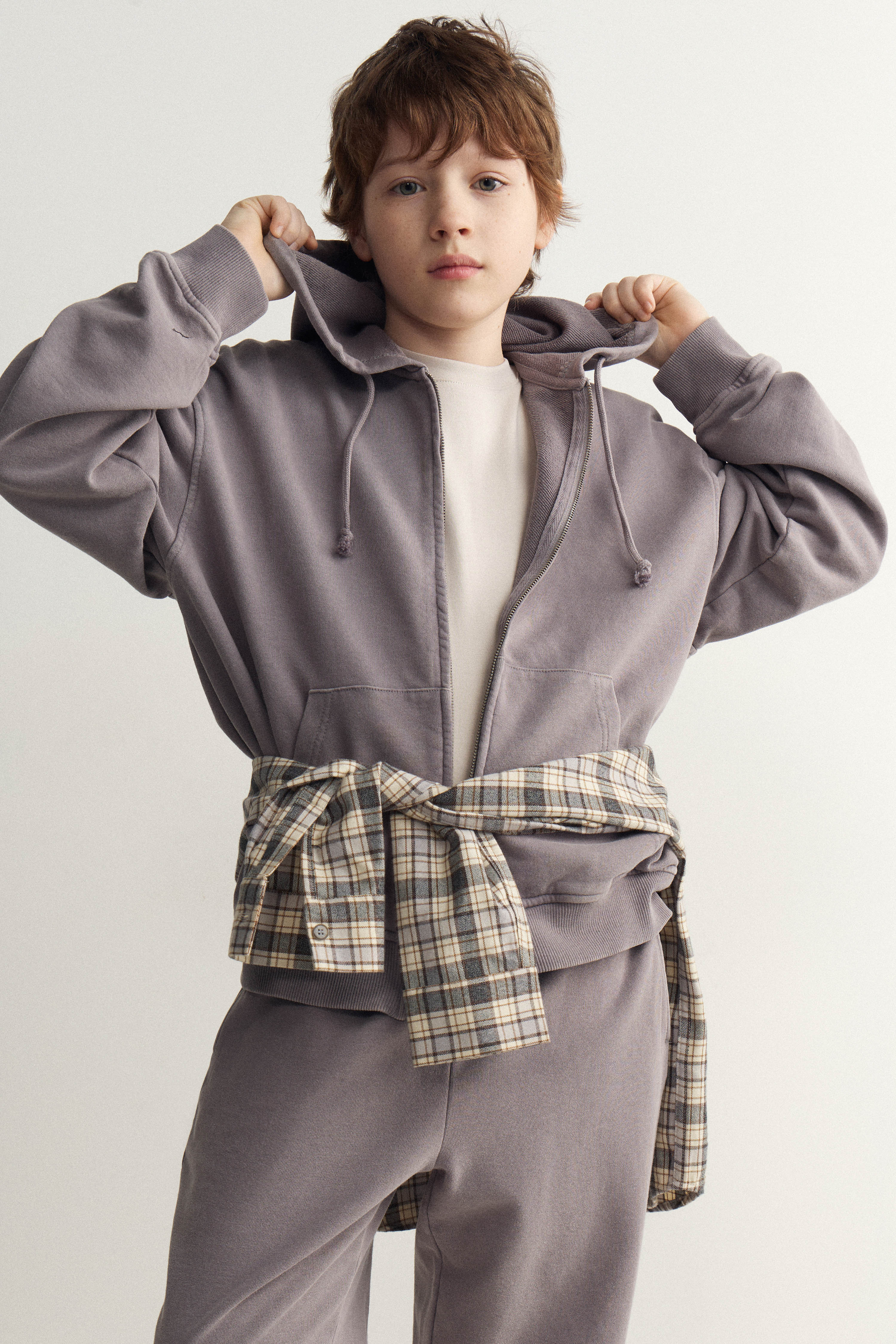 HOODED ZIP-UP SWEATSHIRT - Image 4