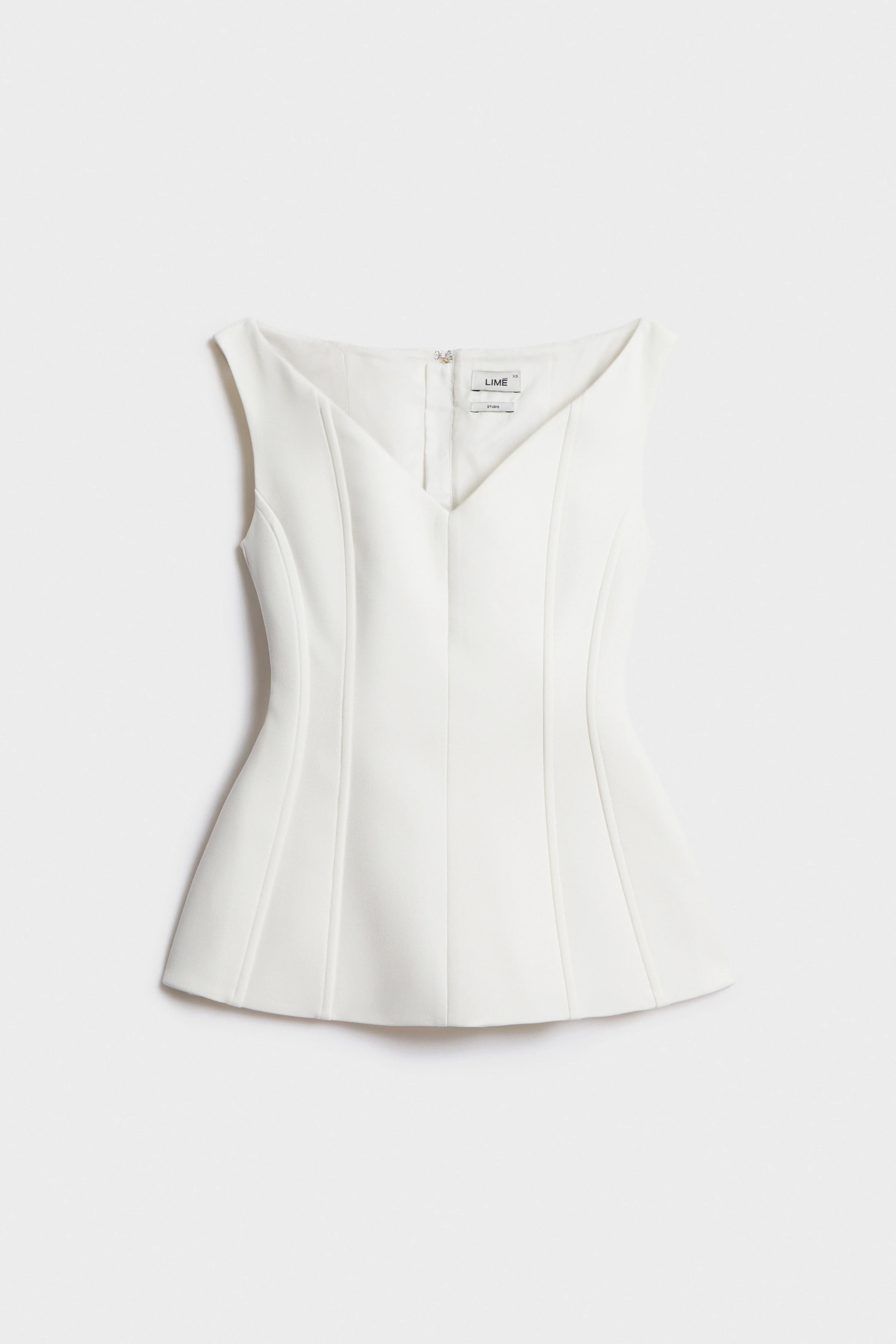 HOURGLASS TOP - Image 5