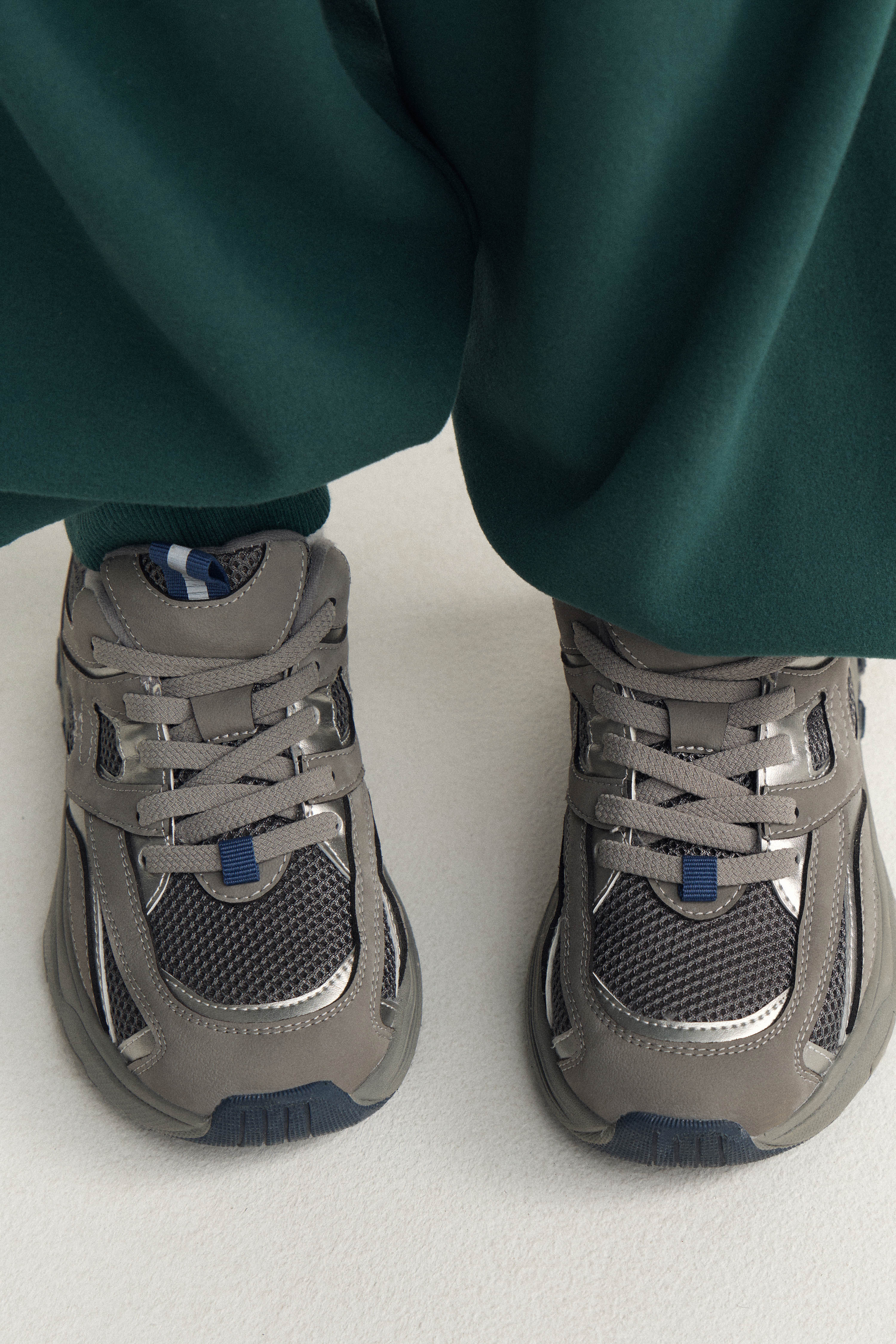 HYBRID TRAINERS - Image 3