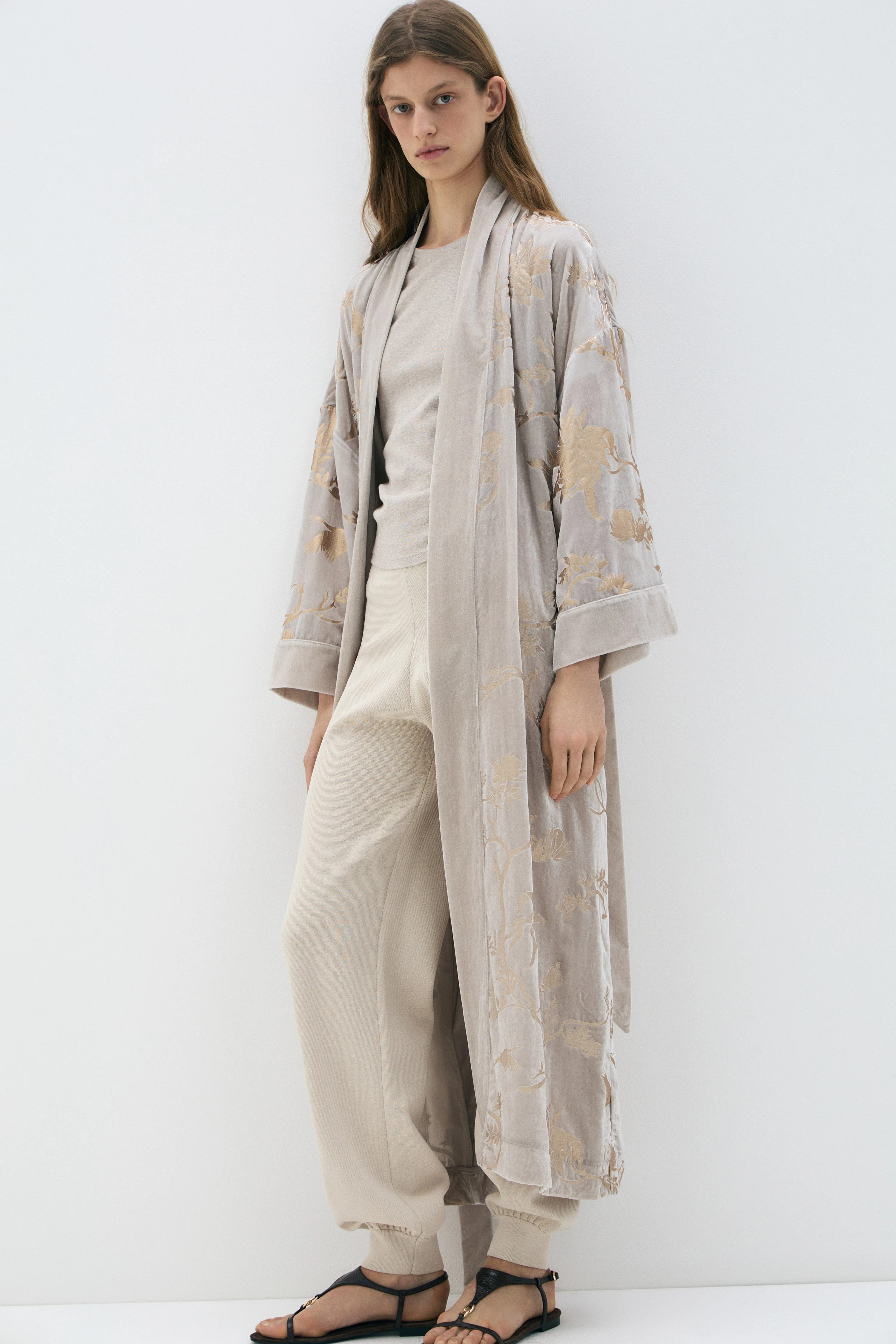 JACQUARD-WEAVE KIMONO-STYLE BLOUSE
