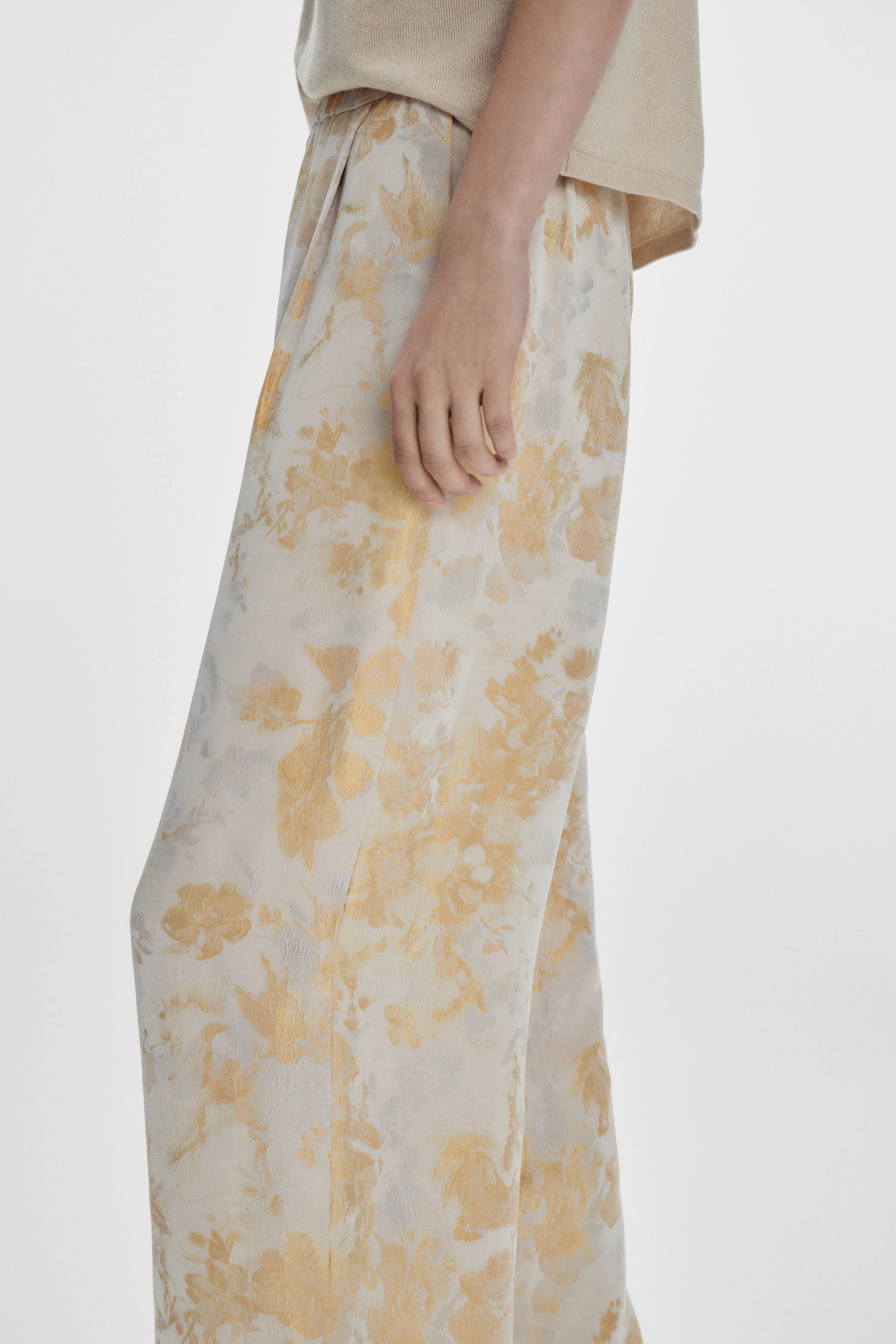 JACQUARD-WEAVE TROUSERS - Image 2