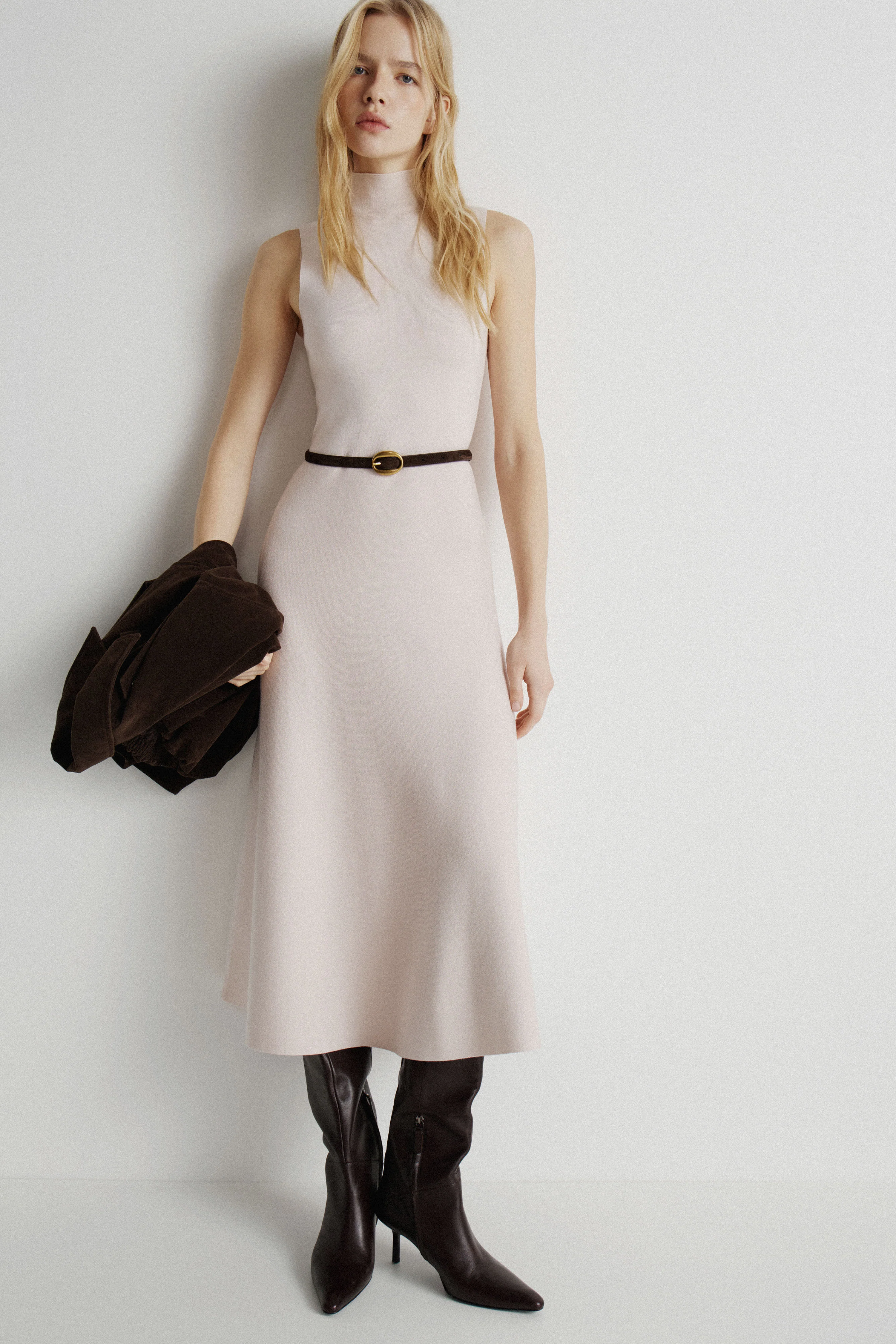 KNIT DRESS WITH HIGH NECK