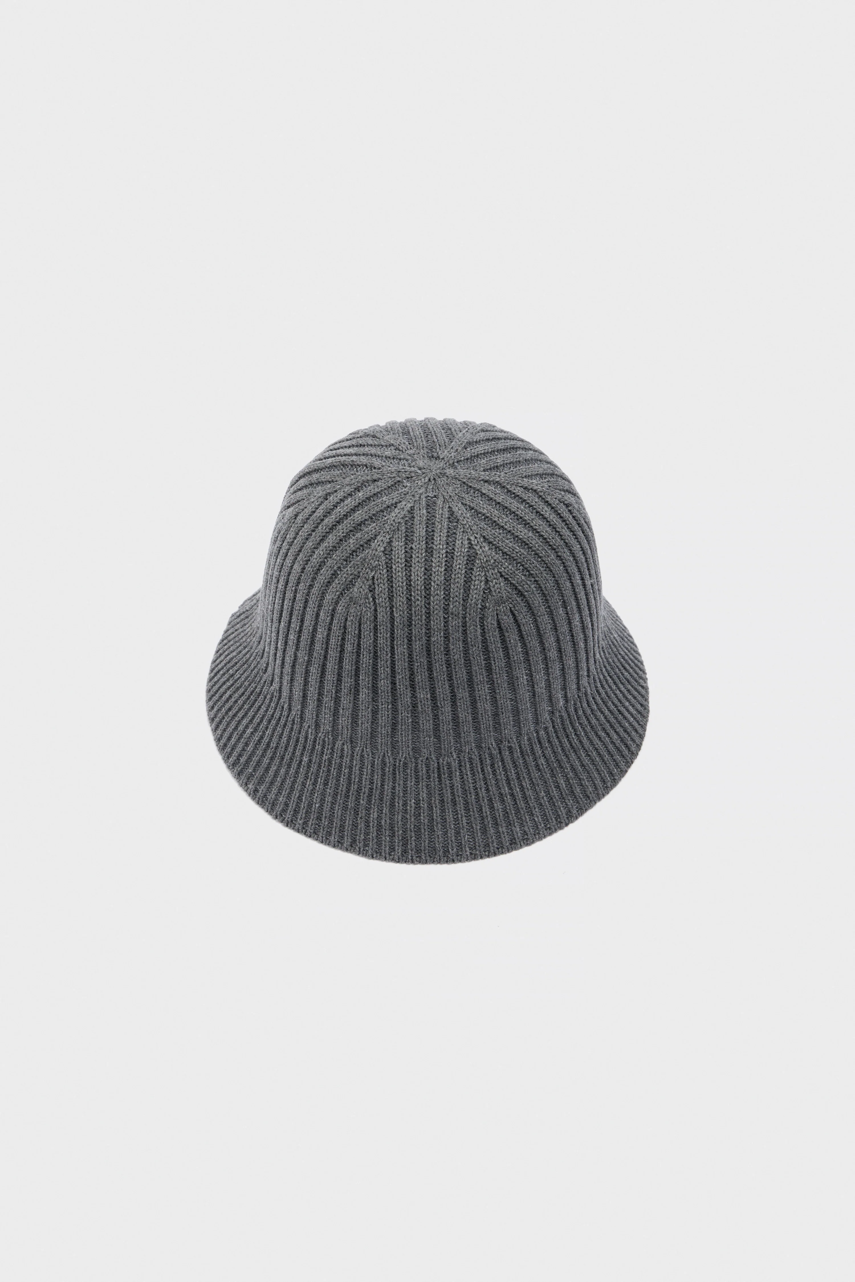 KNITTED BUCKET HAT - Image 5