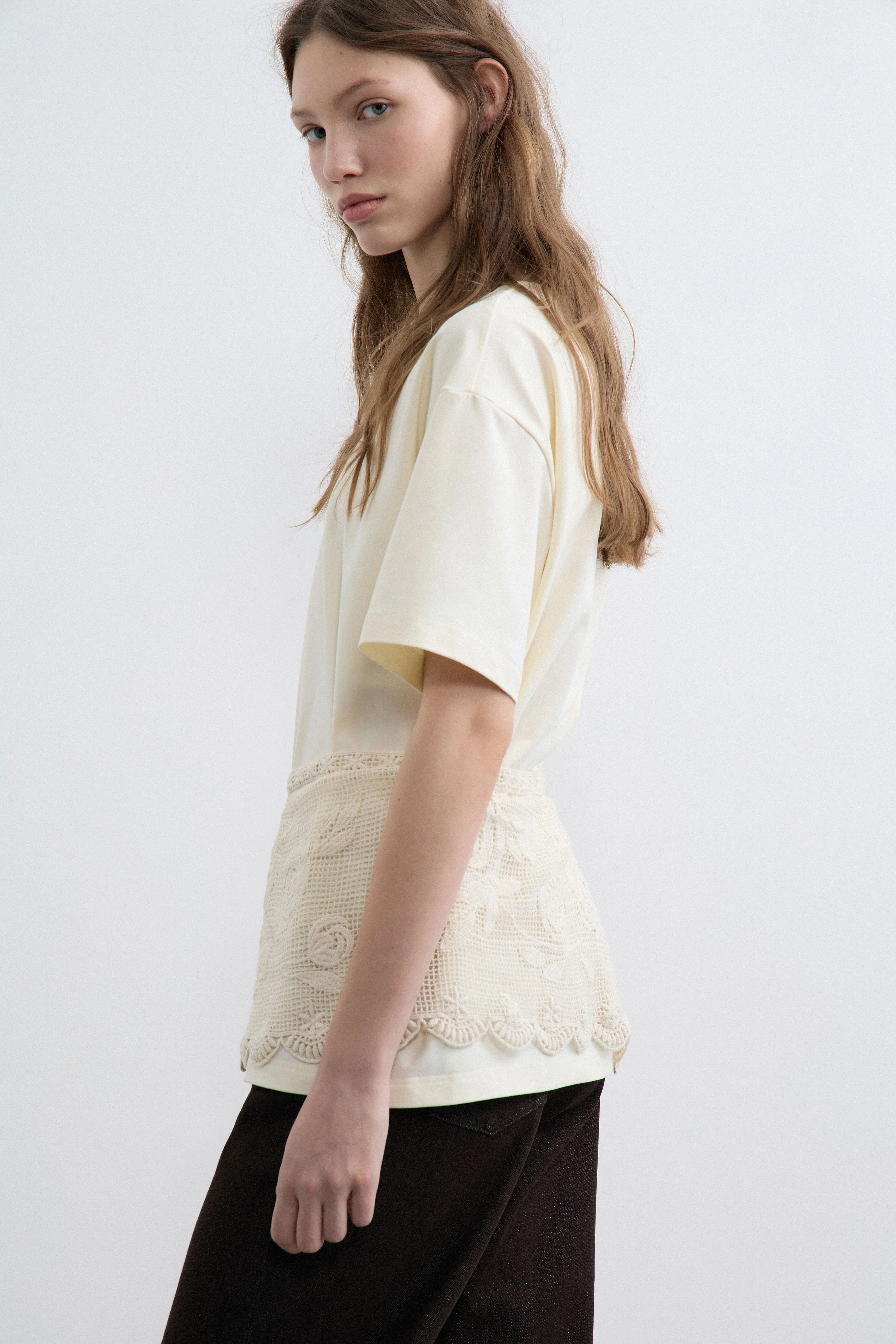 LACE APPLIQUÉ COTTON T-SHIRT - Image 4