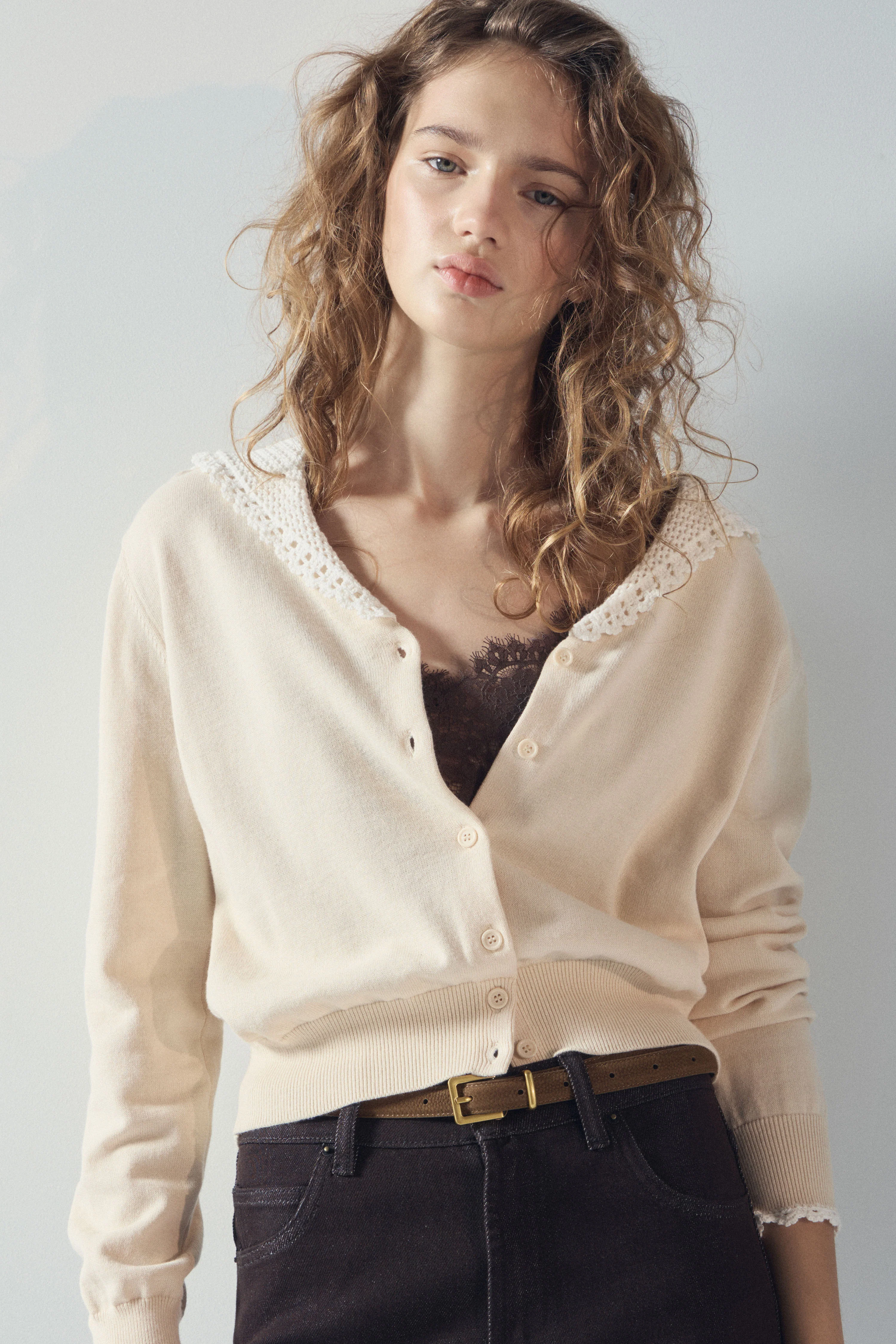 LACE-COLLAR COTTON KNIT CARDIGAN - Image 3