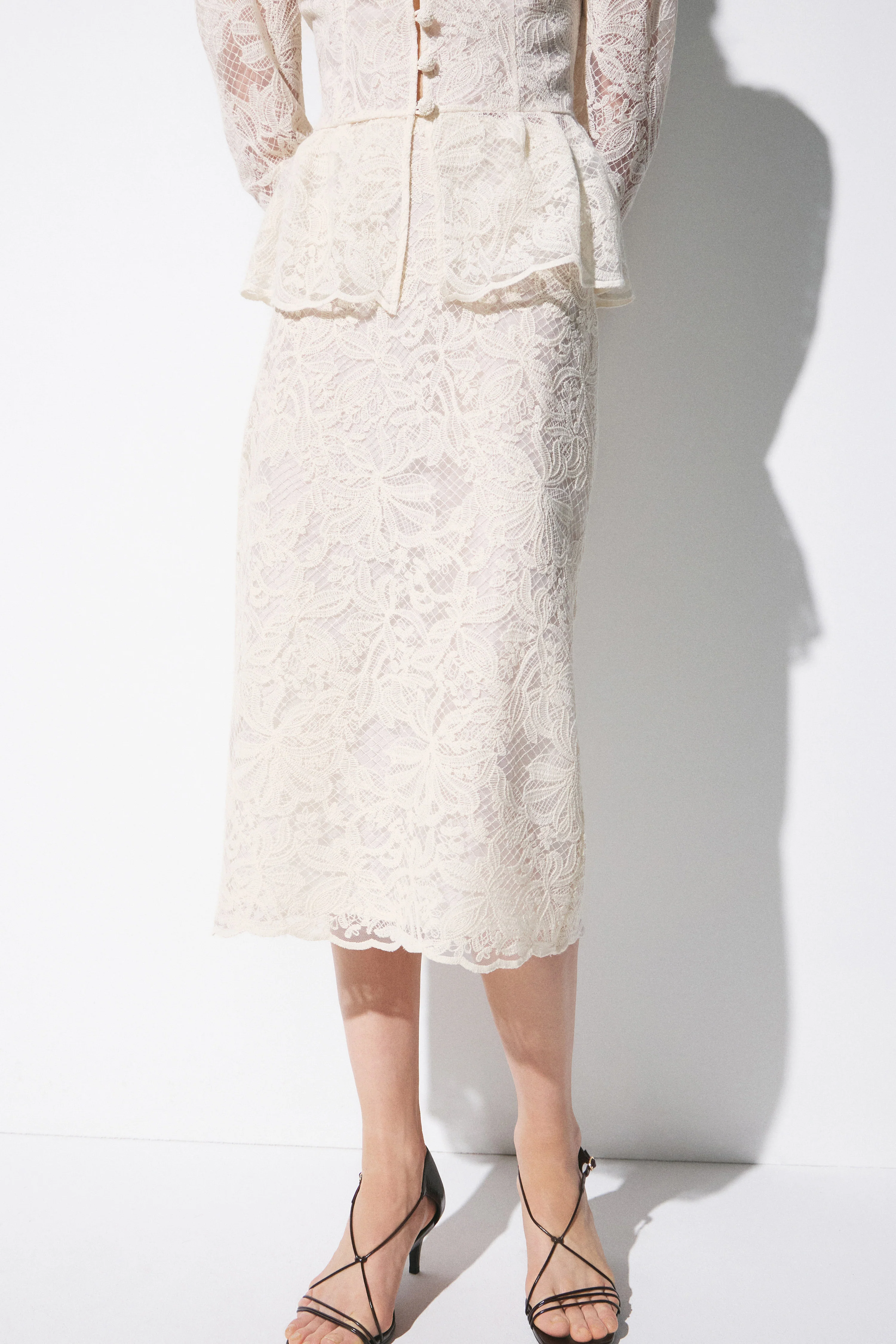 LACE-TRIMMED COTTON MIDI SKIRT - Image 3