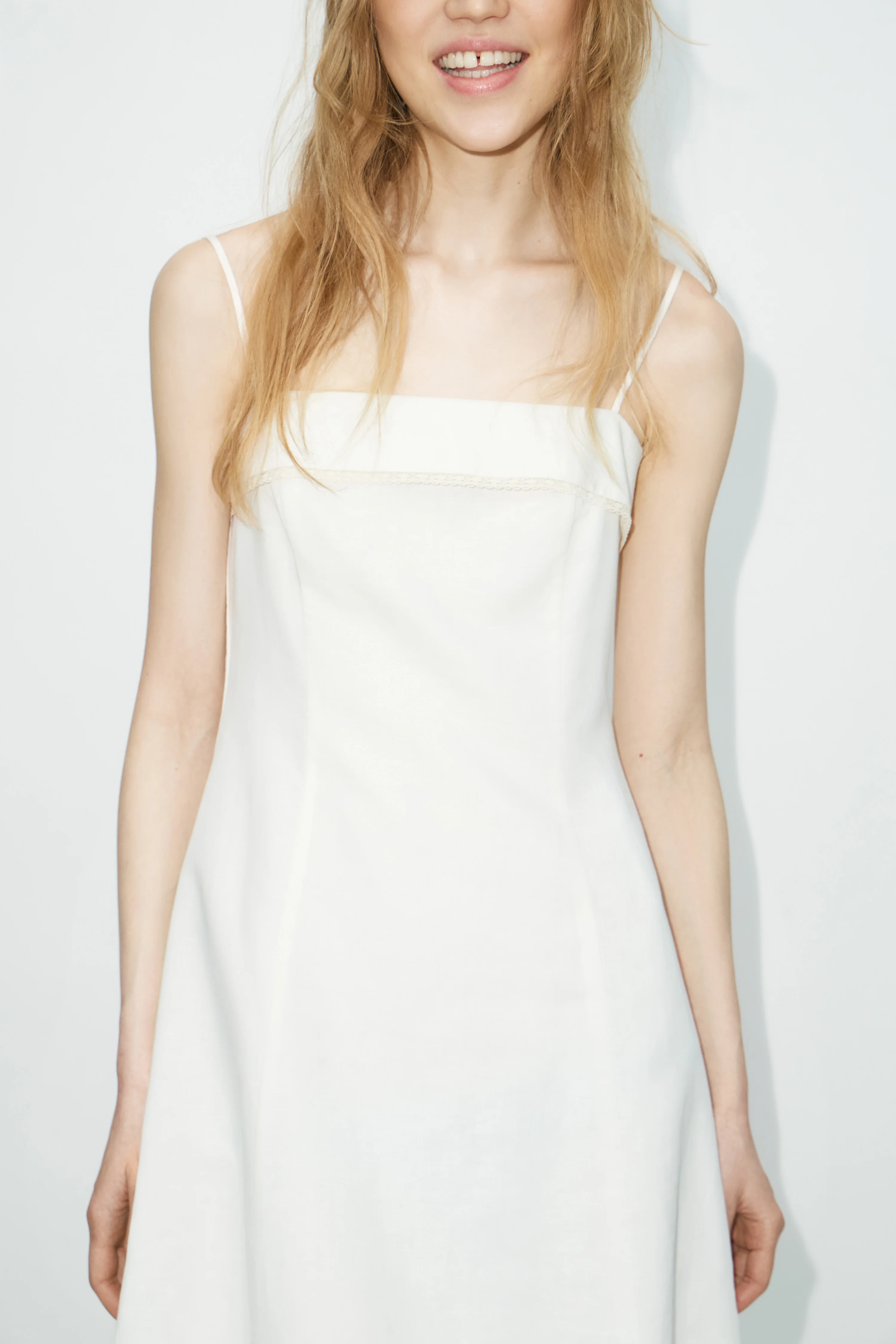 LACE-TRIMMED LINEN-COTTON DRESS - Image 2