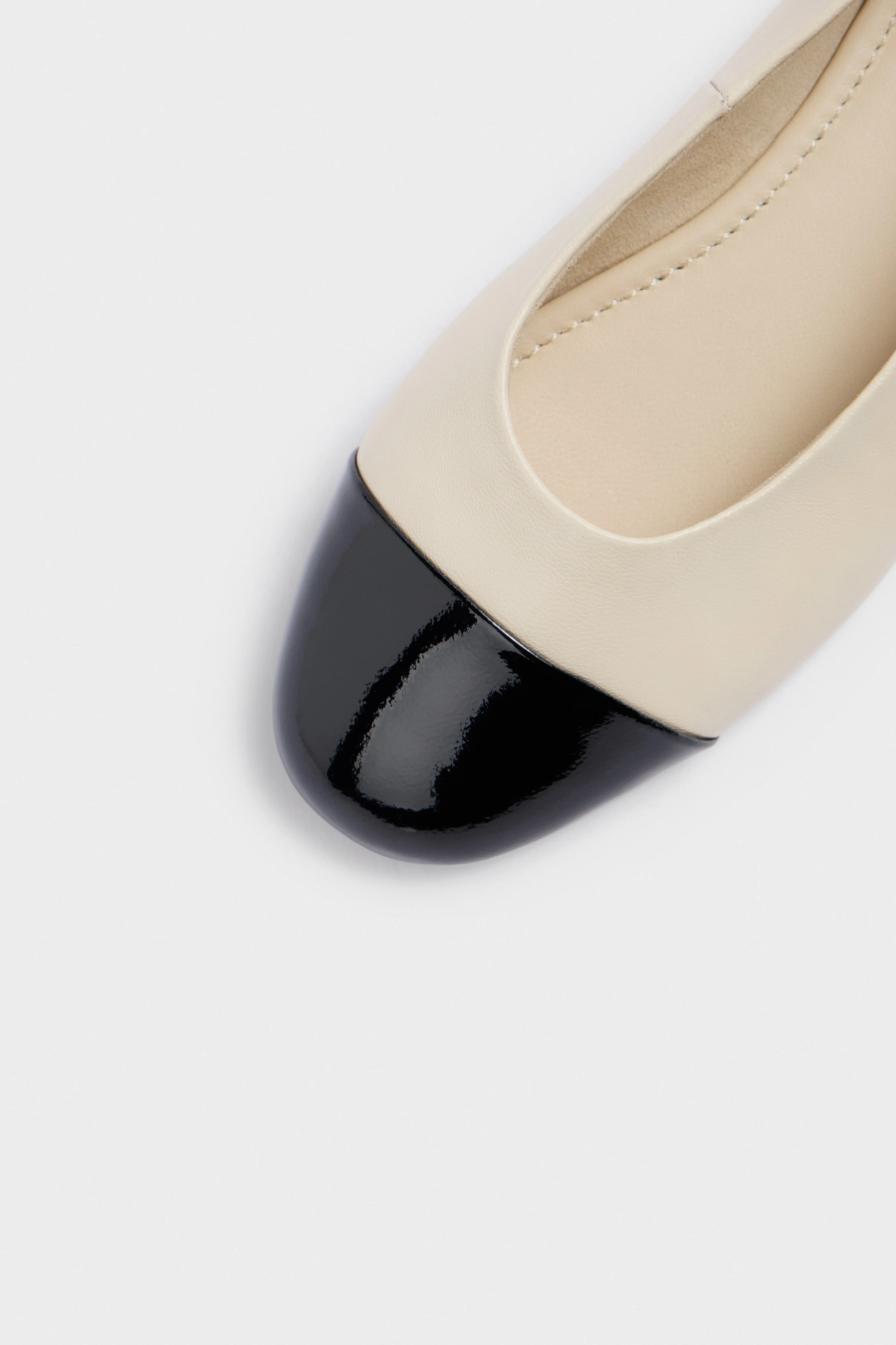 LEATHER BALLET FLATS - Image 5