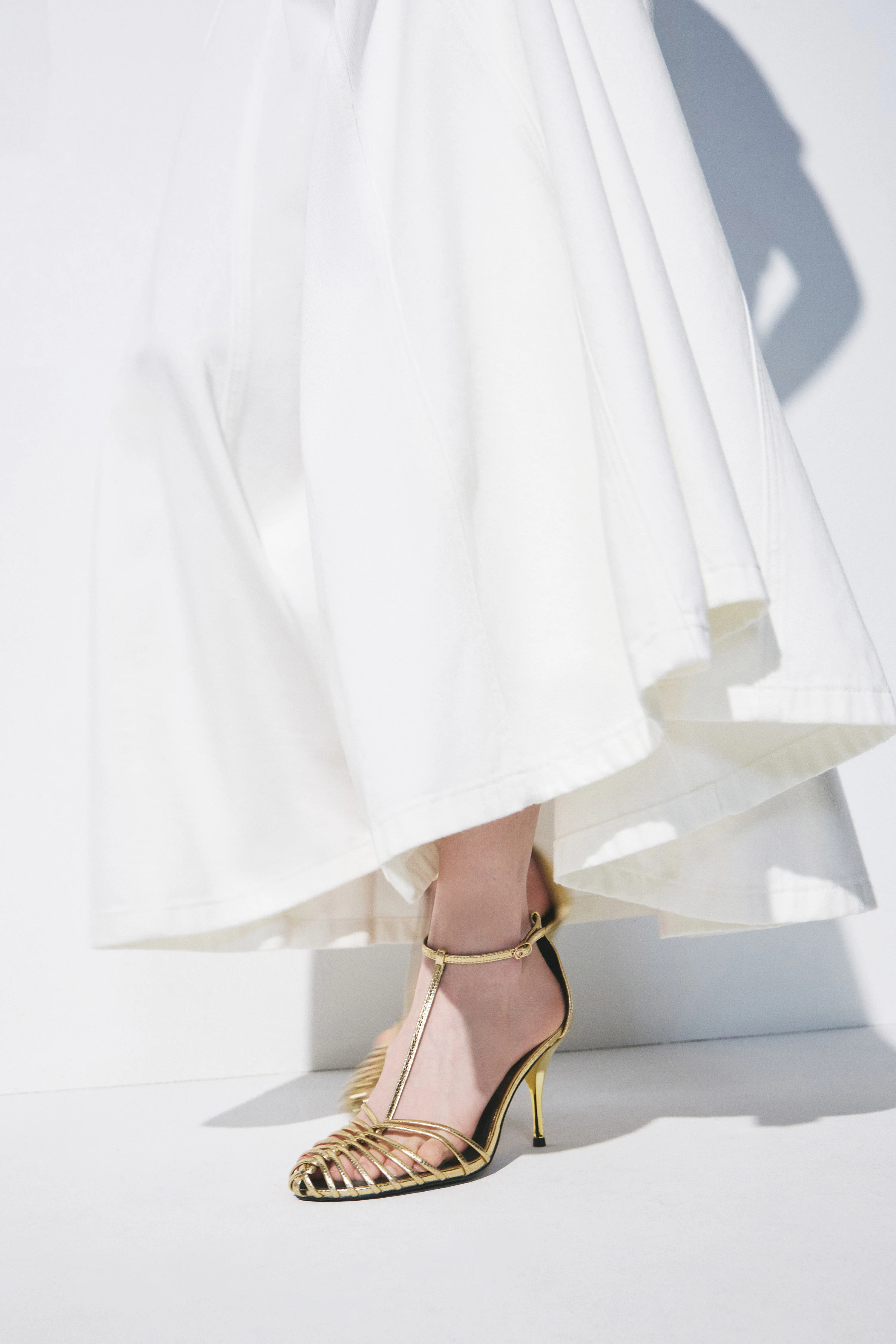 LEATHER HEELED SANDALS - Image 6