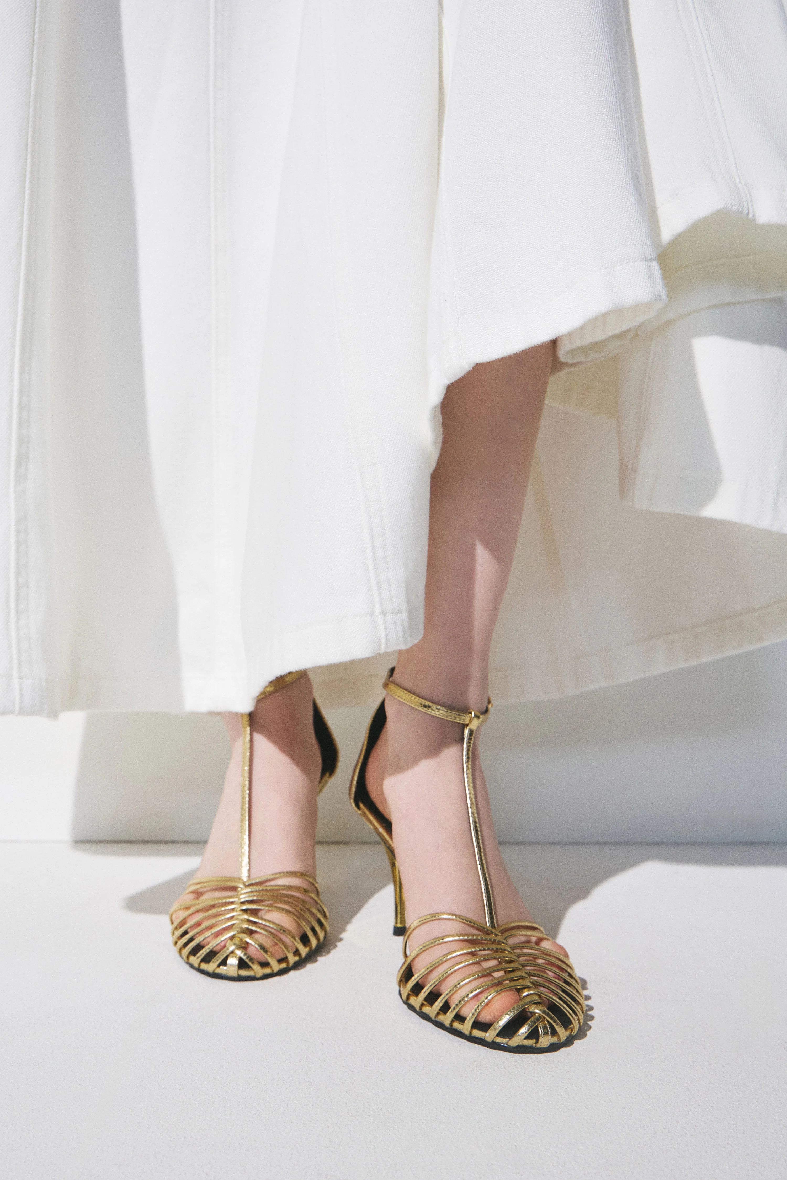 LEATHER HEELED SANDALS - Image 7