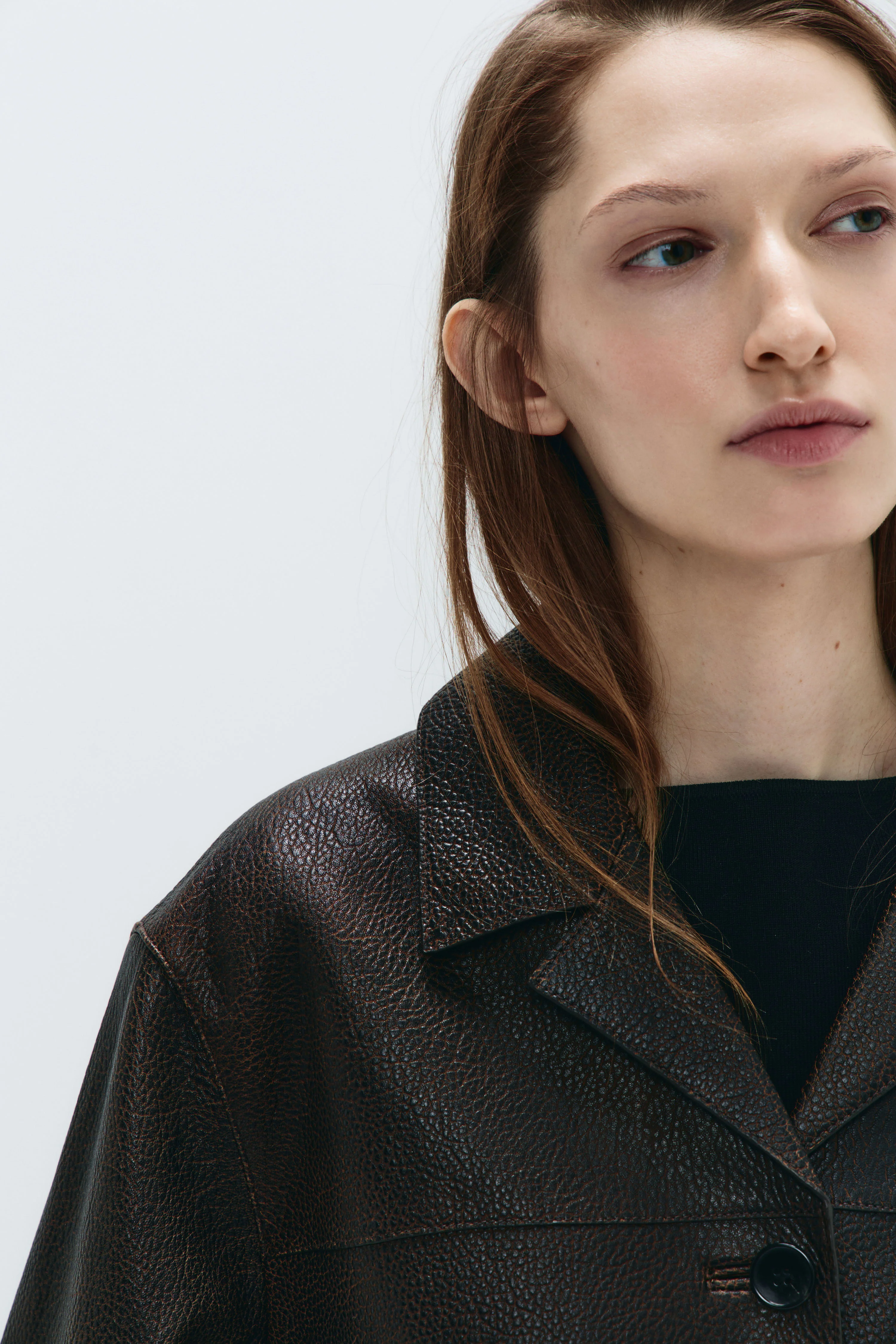LEATHER JACKET - Image 4