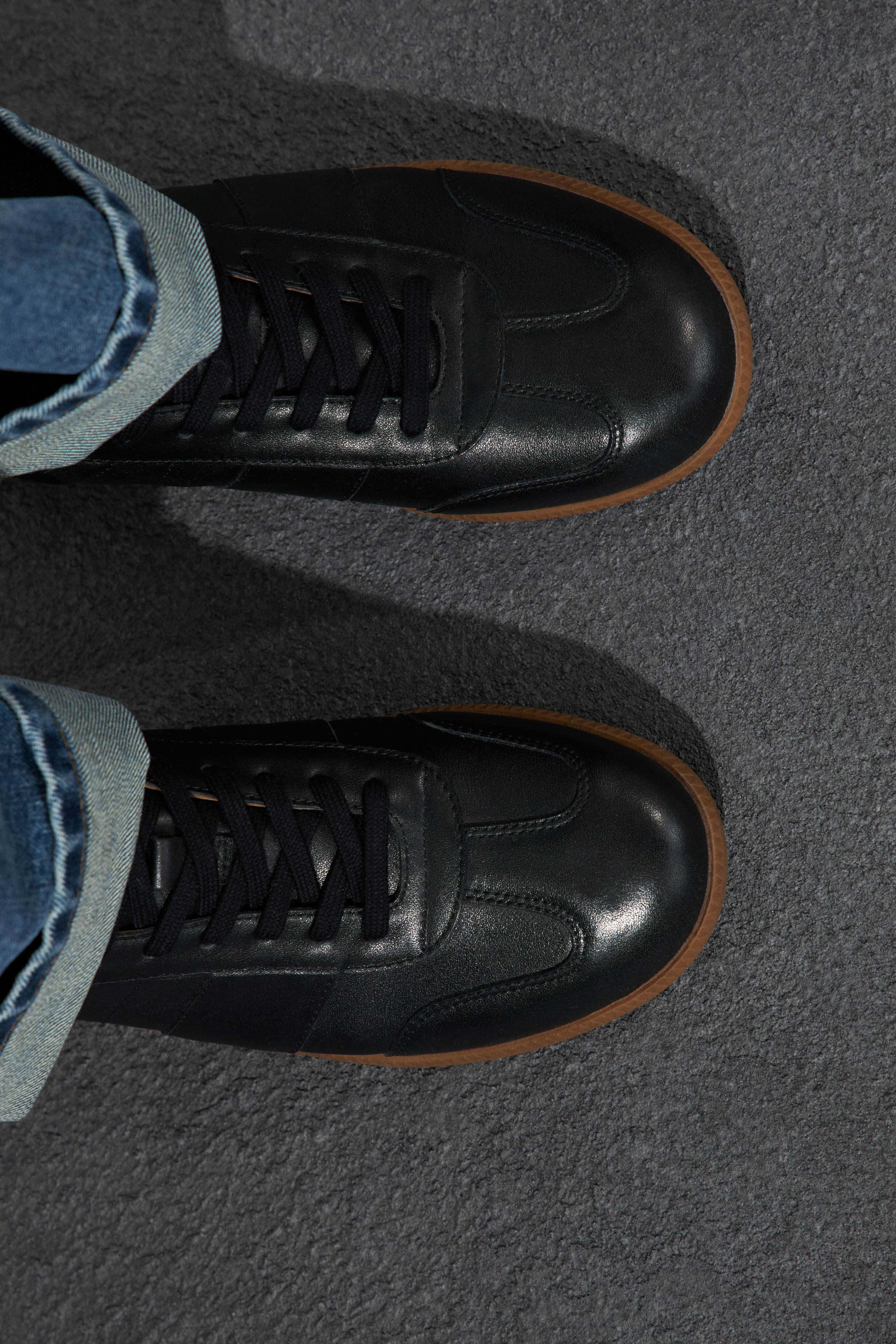 LEATHER TRAINERS - Image 9