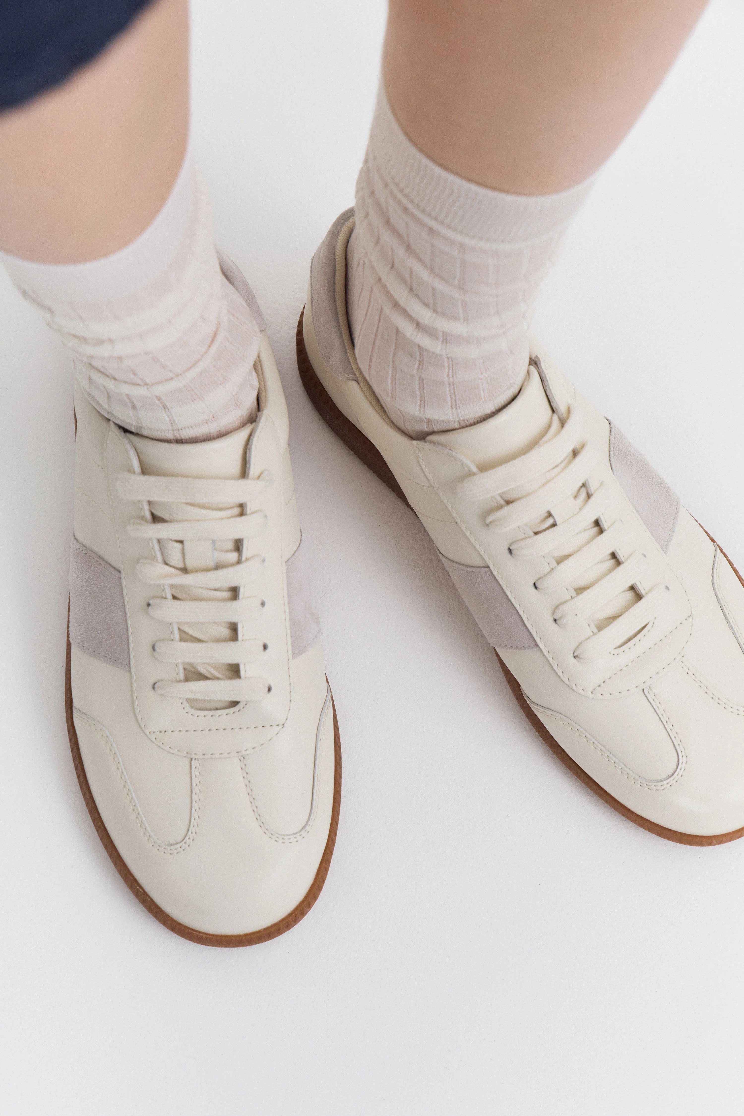 LEATHER TRAINERS - Image 7