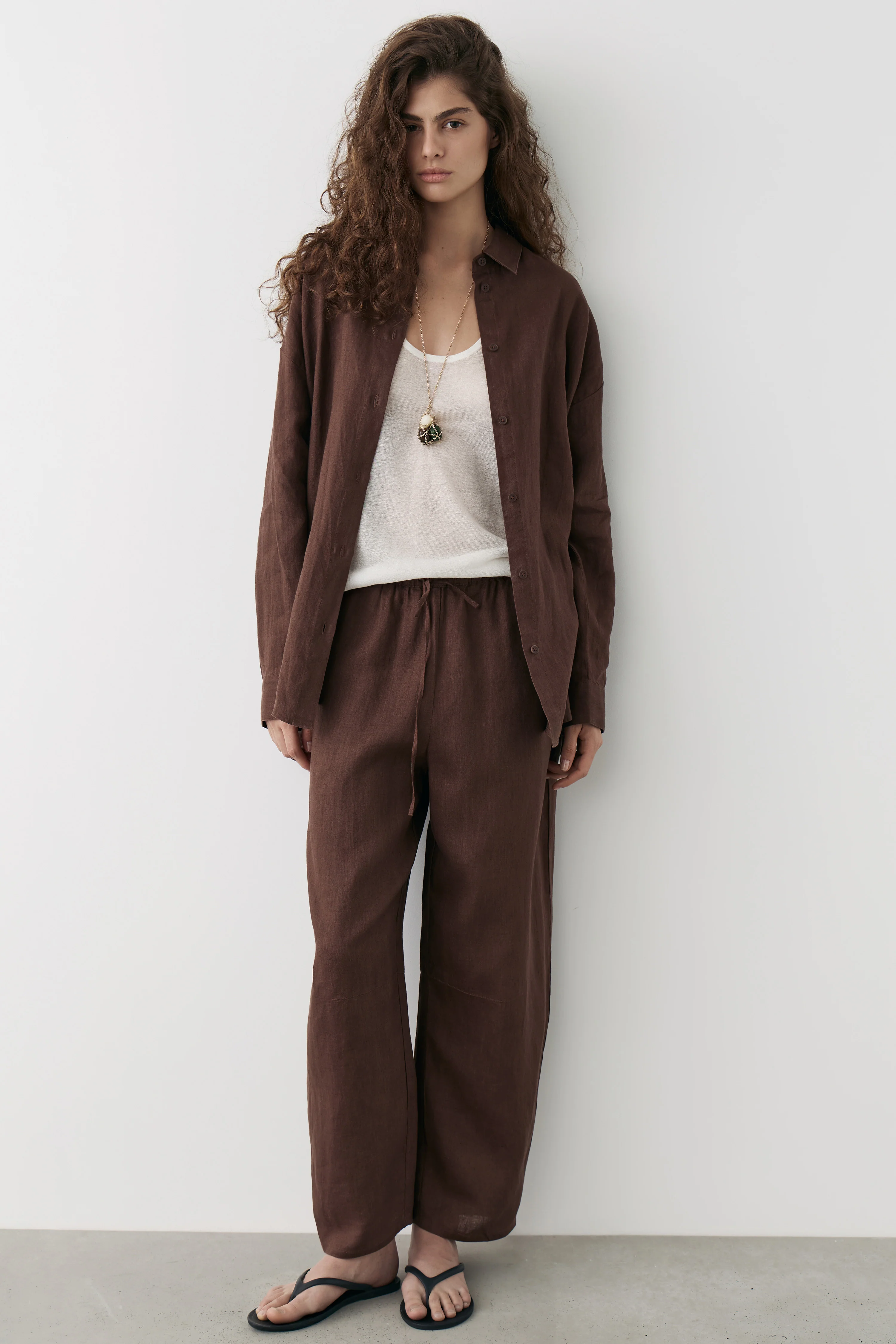 LINEN BAGGY TROUSERS
