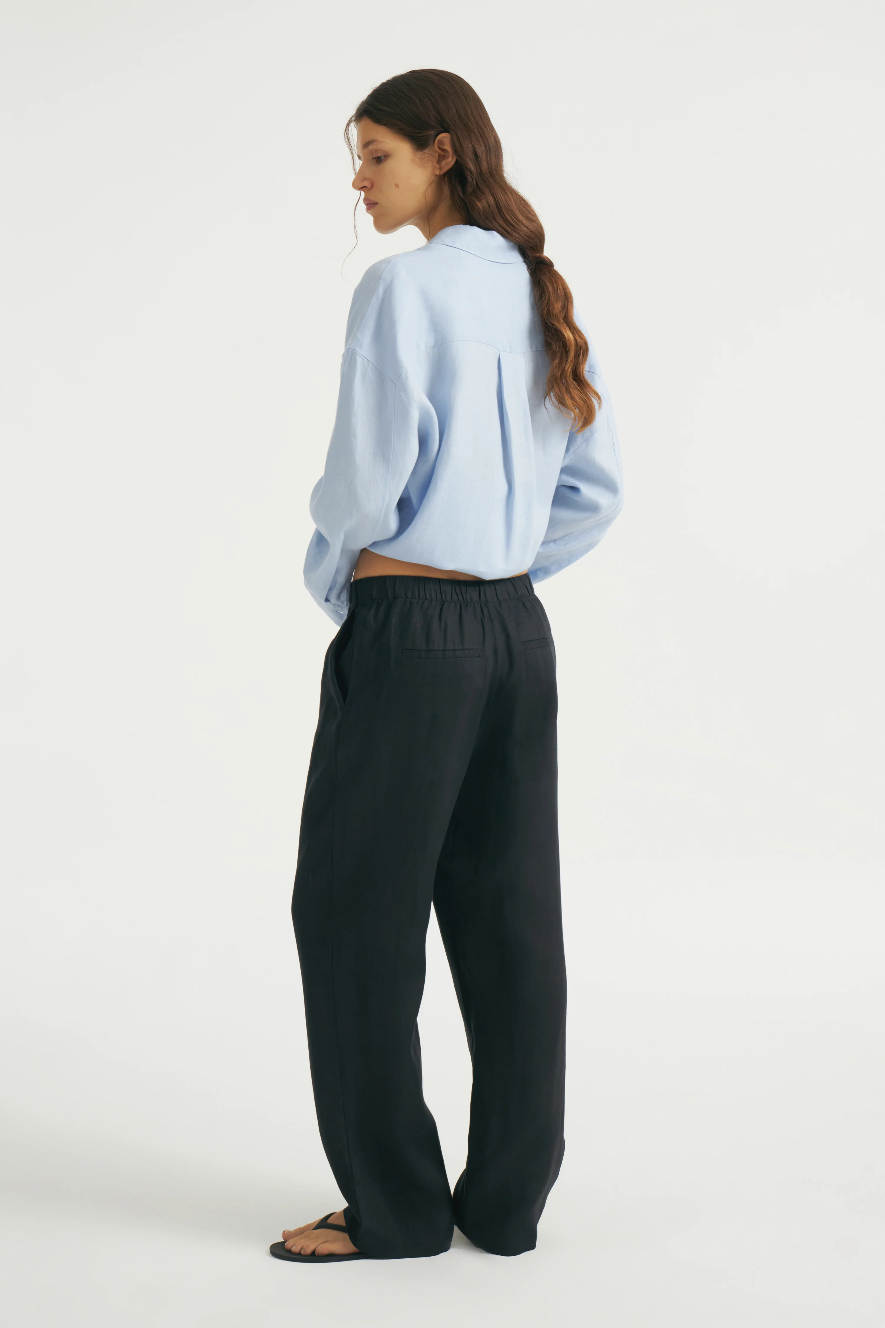 LINEN CARROT FIT TROUSERS - Image 5