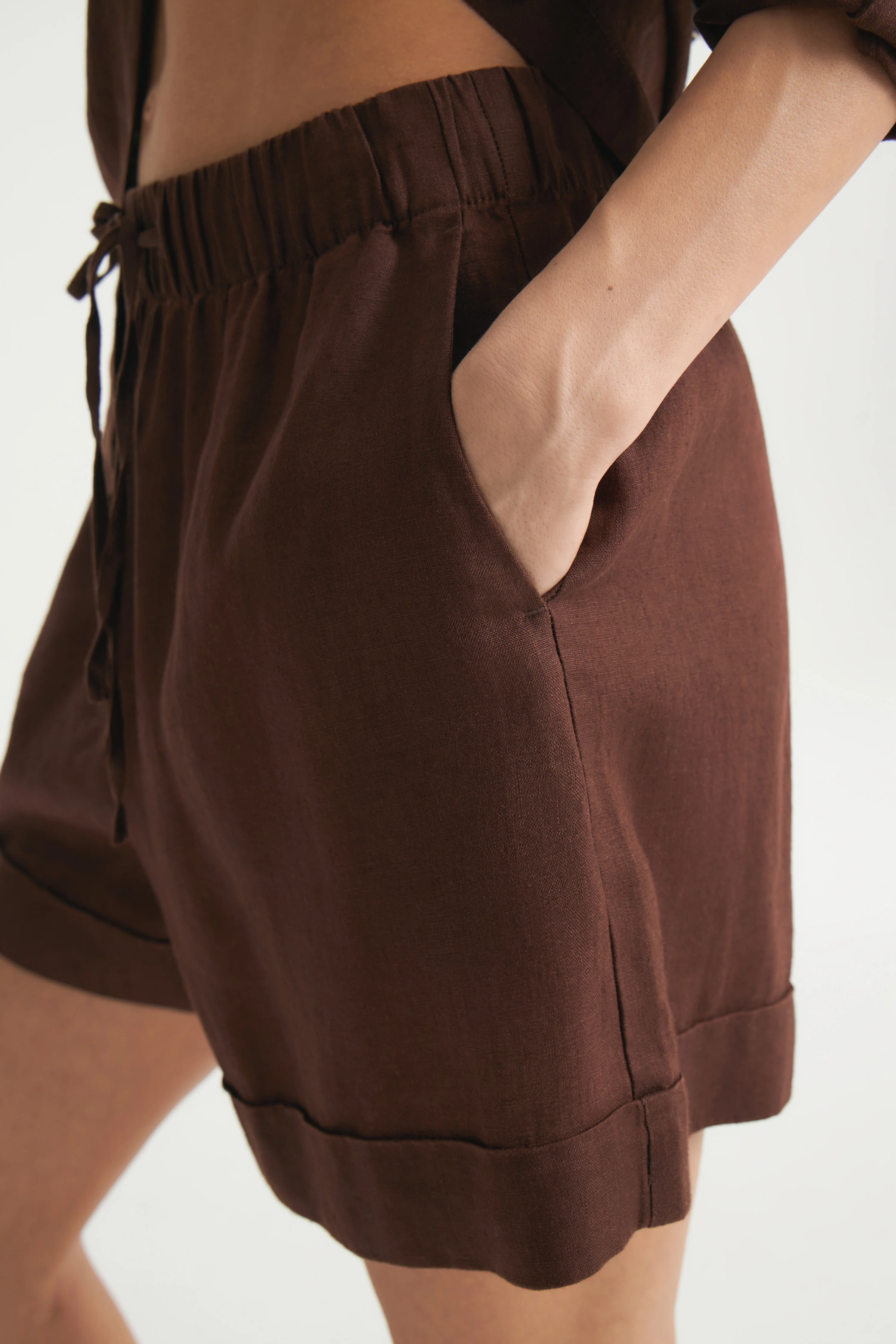 LINEN MINI SHORTS - Image 3