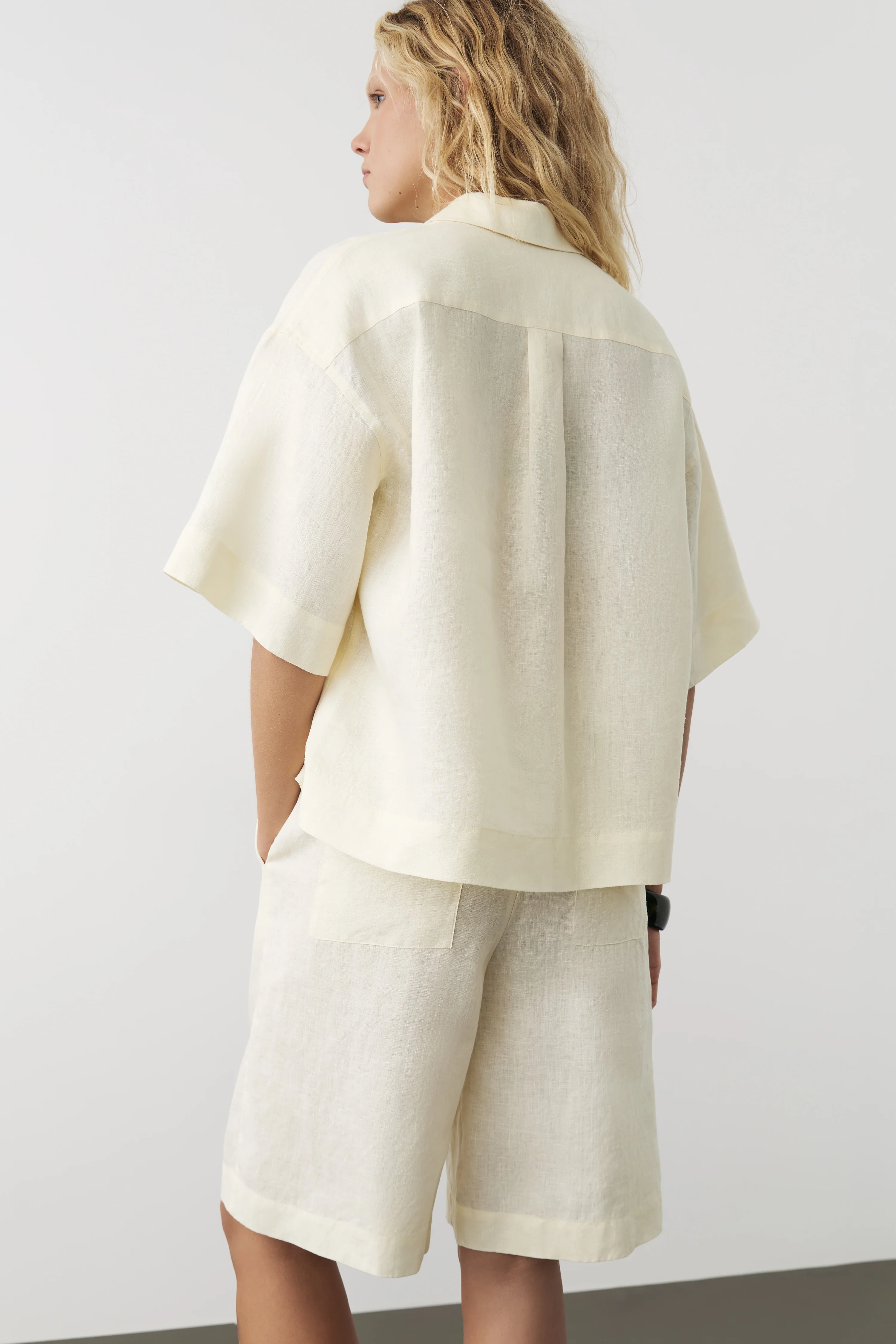 LINEN STRAIGHT FIT SHIRT - Image 4