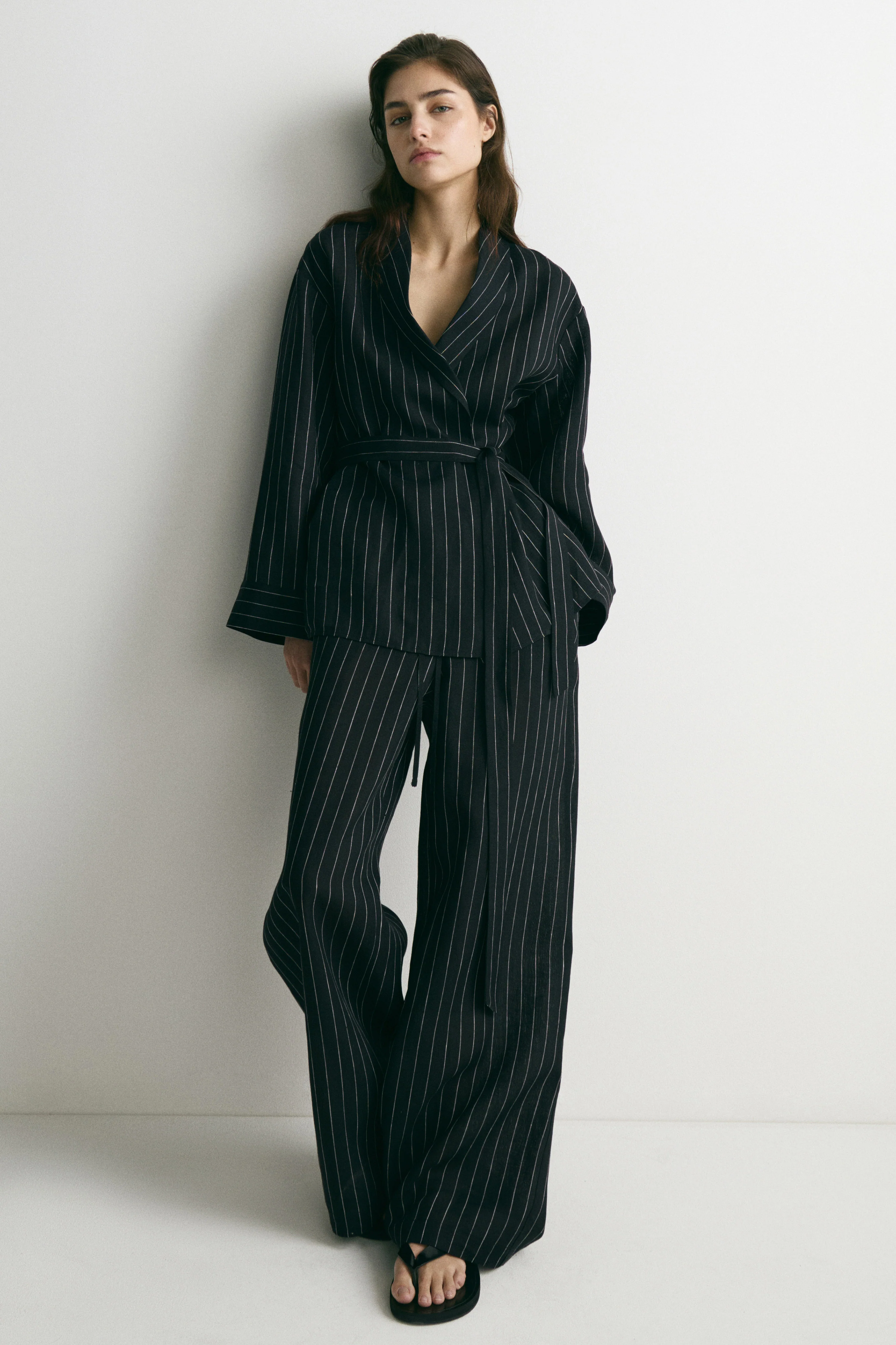 LINEN TROUSERS