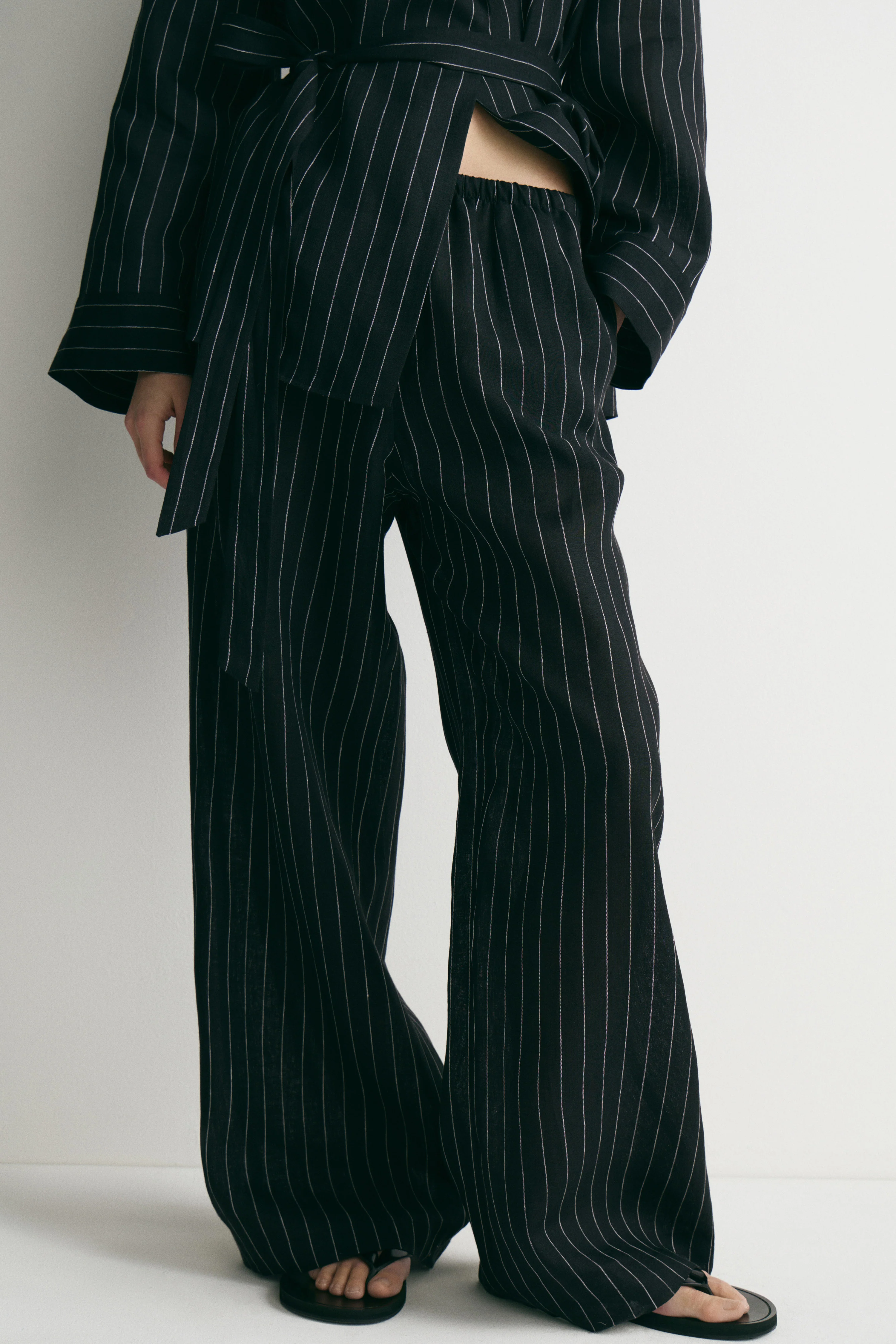 LINEN TROUSERS - Image 2