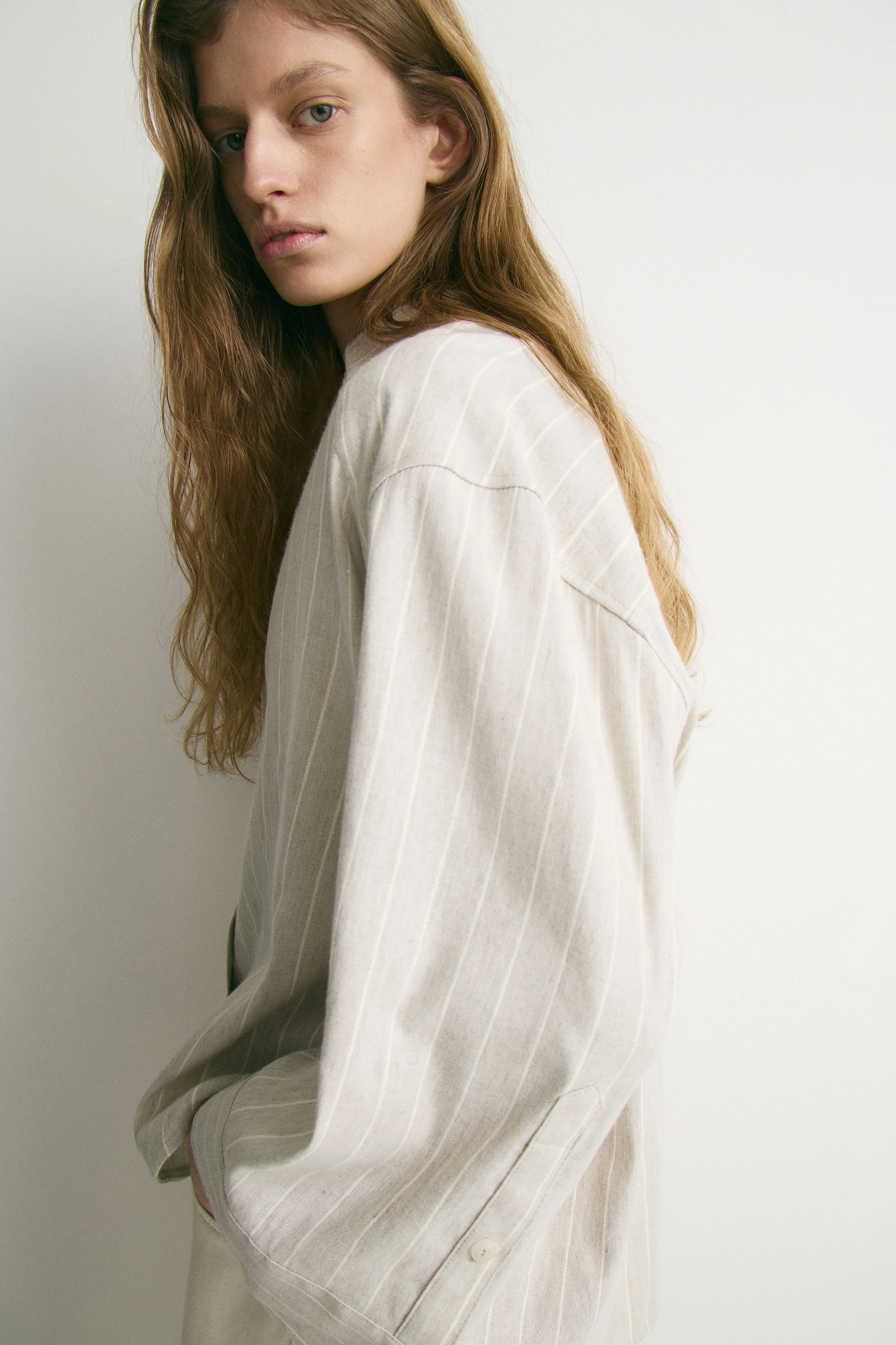 LINEN-VISCOSE  METALLIC THREAD SHIRT