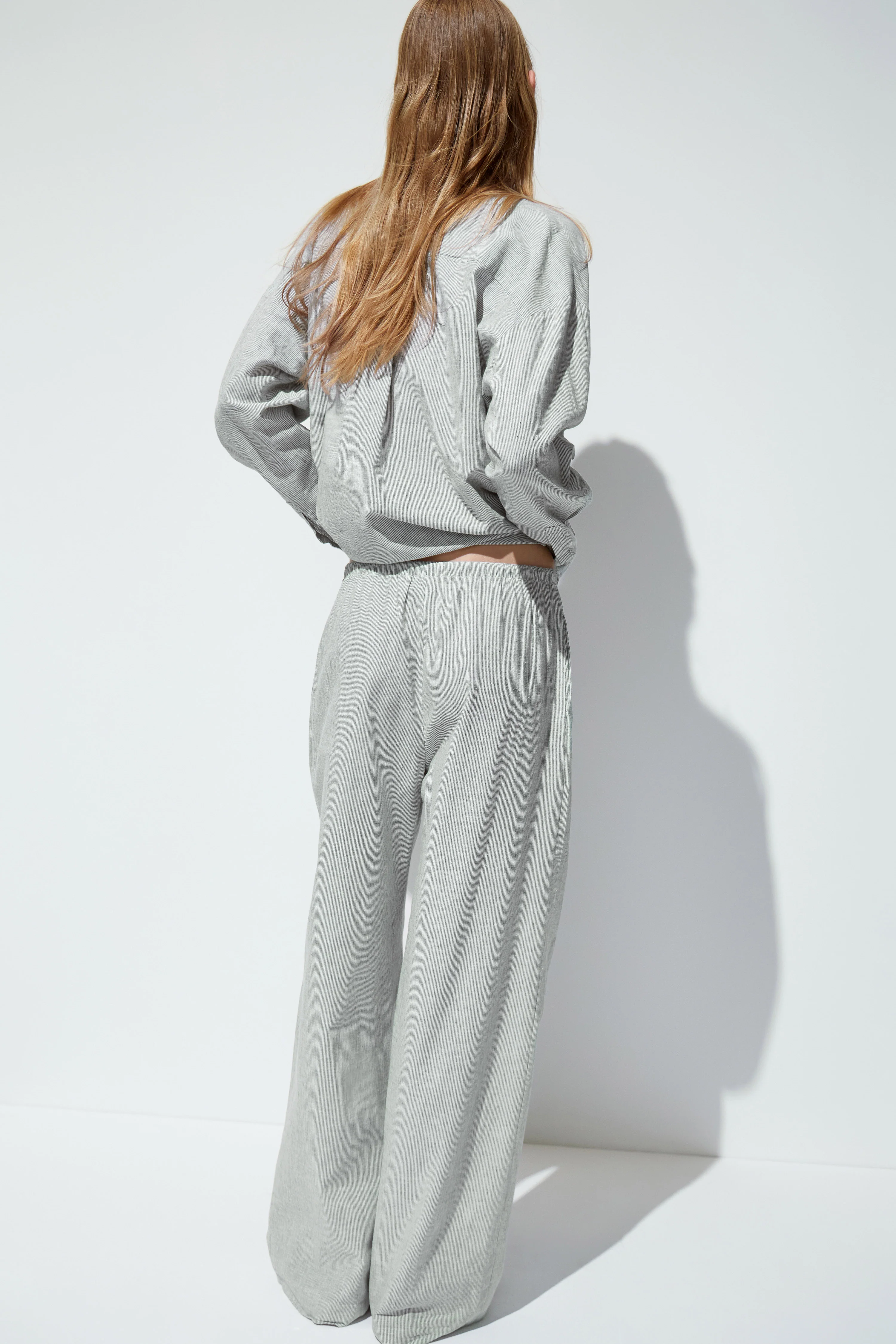 LOOSE-FIT LINEN-COTTON TROUSERS - Image 3