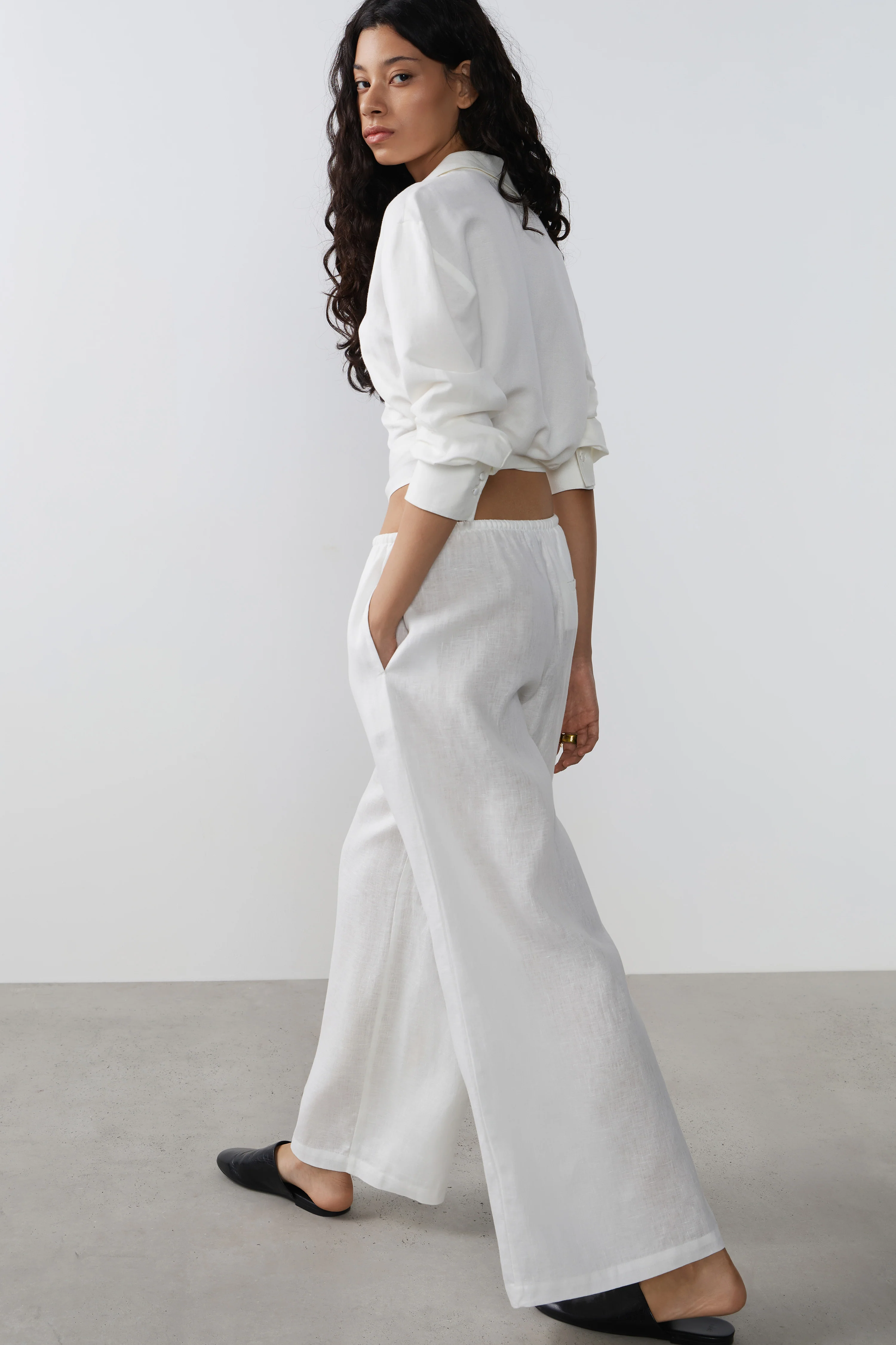 LOOSE-FIT WIDE-LEG LINEN TROUSERS - Image 2