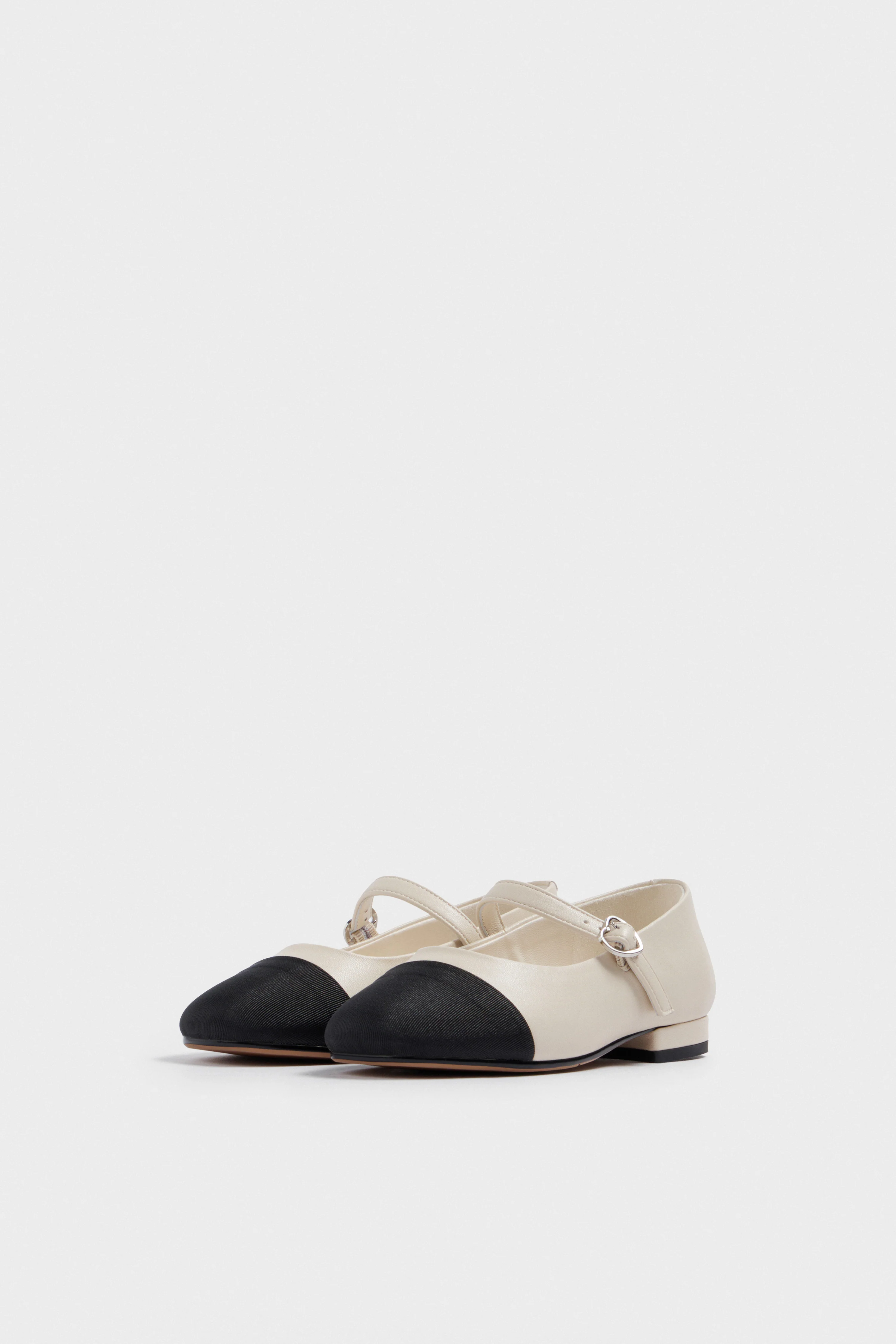 MARY JANE-STYLE FLATS - Image 4