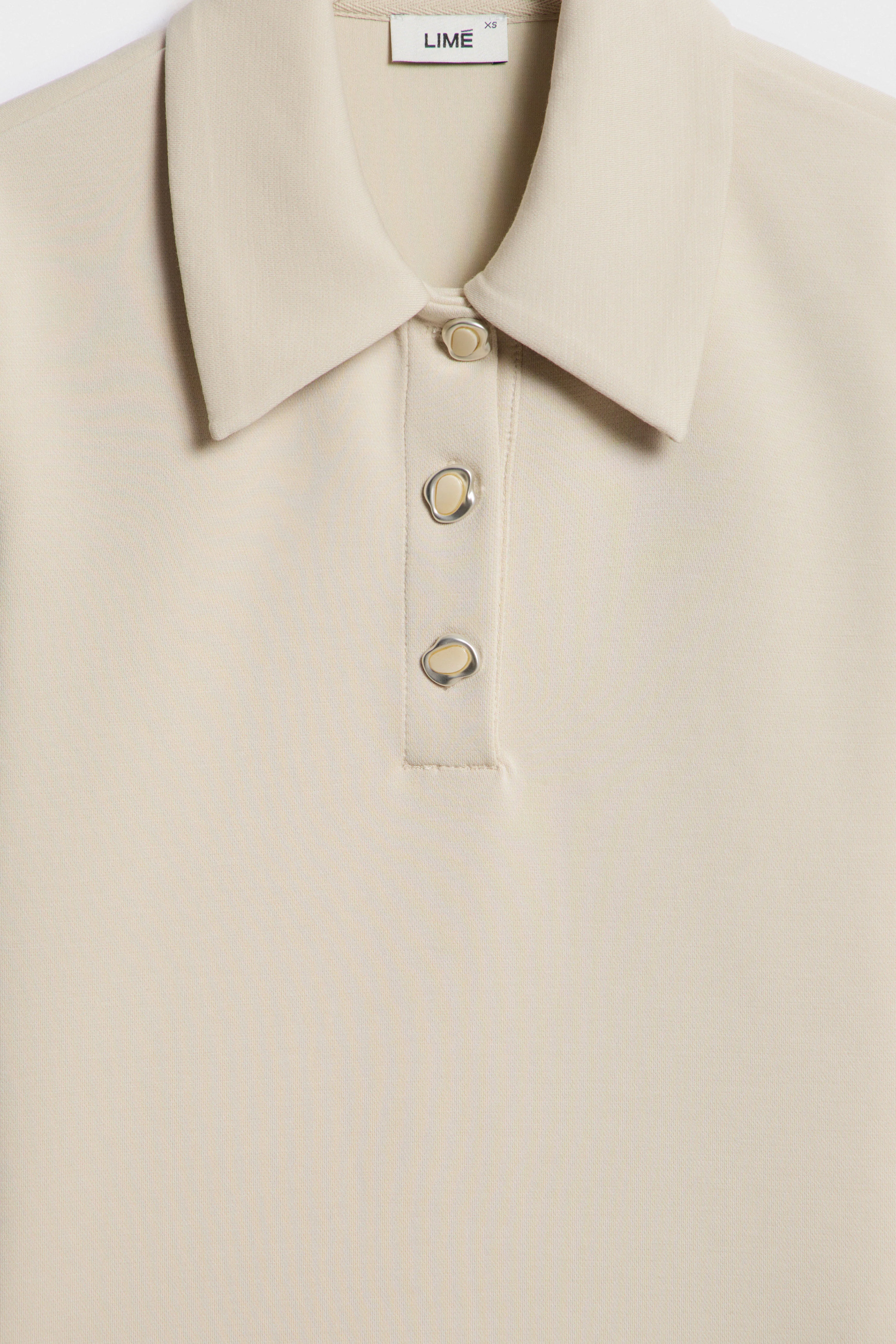 METAL-BUTTON INTERLOCK BLOUSE - Image 7