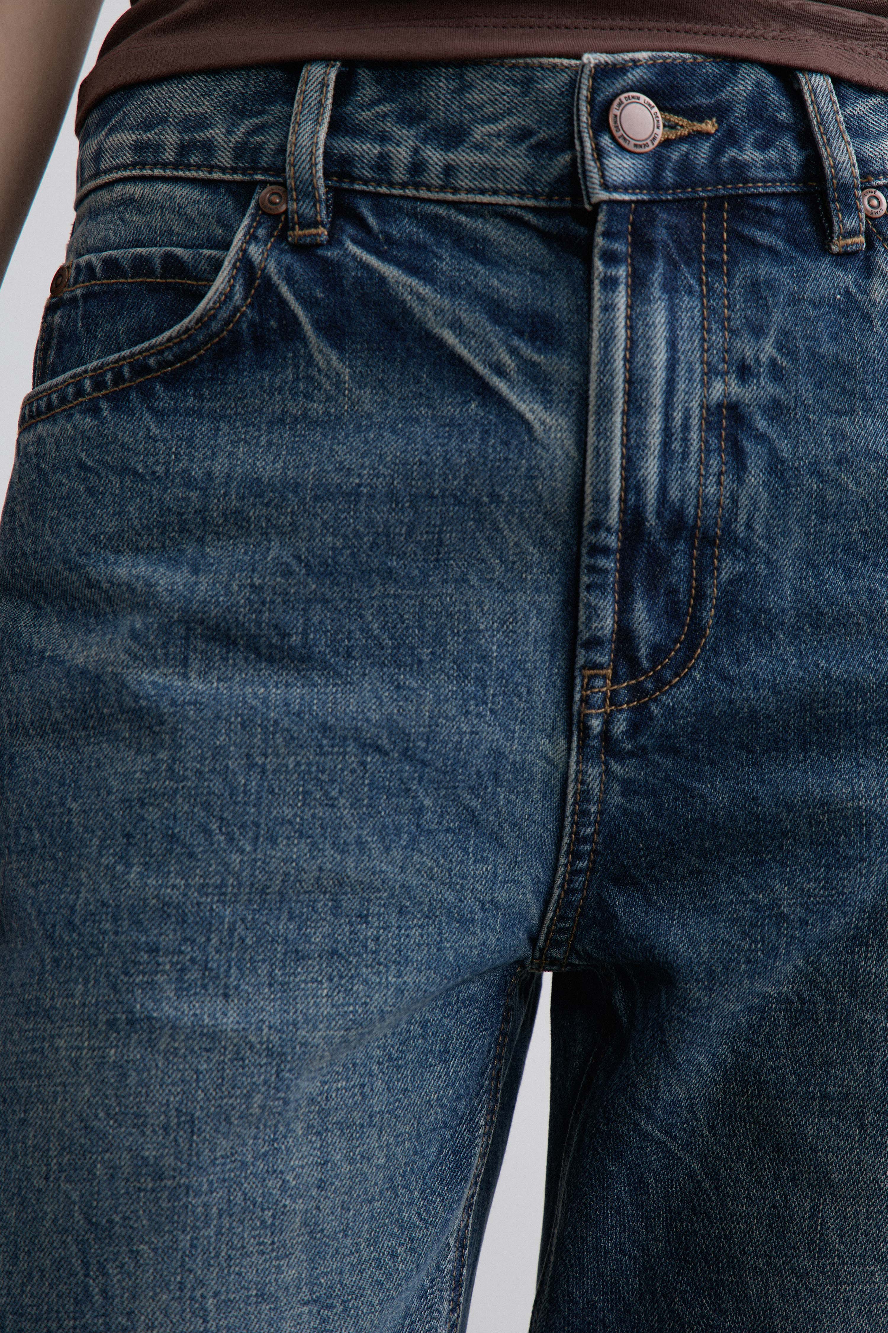 MID-WAIST RELAXED FIT JEANS - Image 3