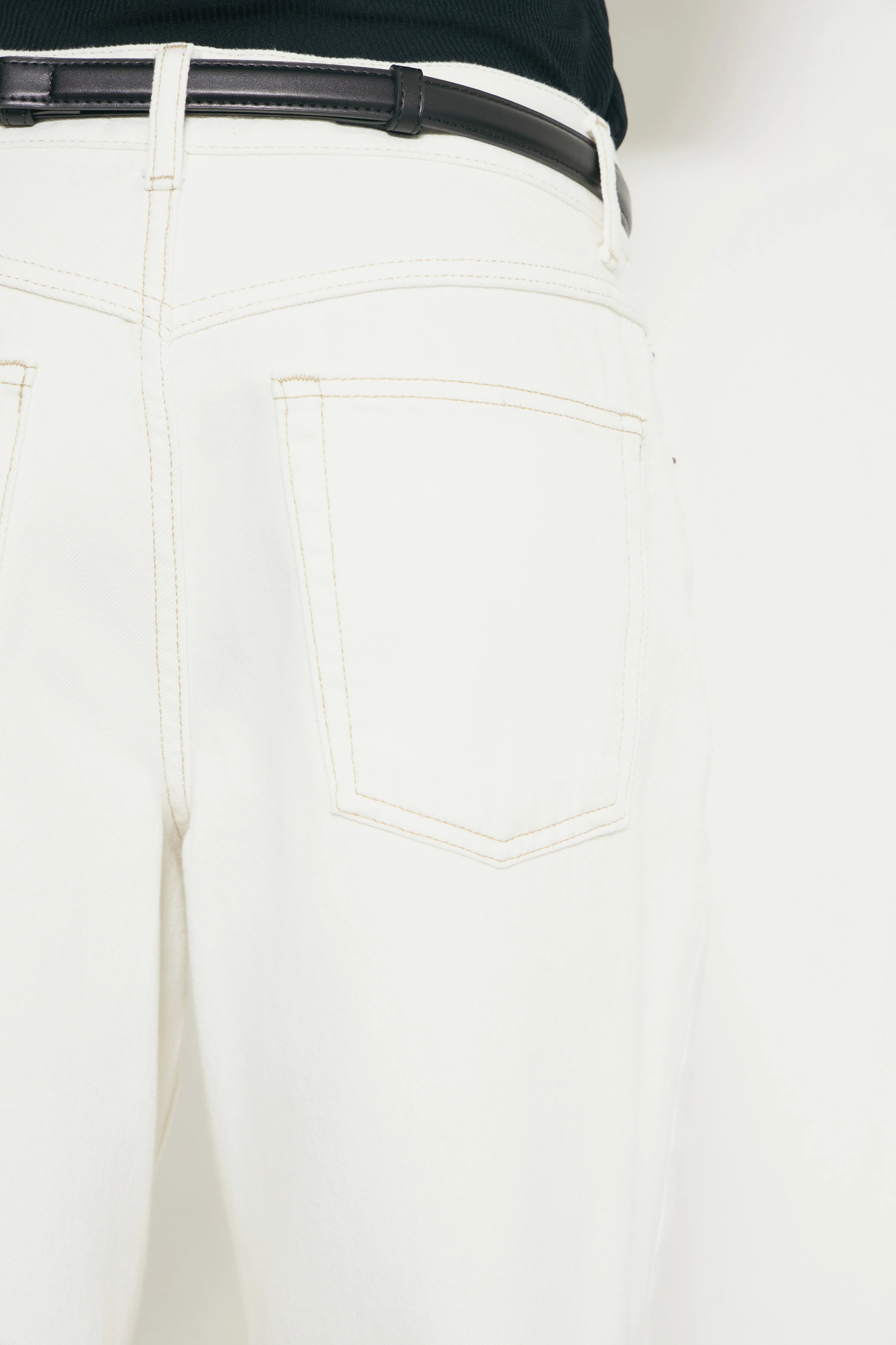 MID-WAIST STRAIGHT FIT JEANS - Image 8