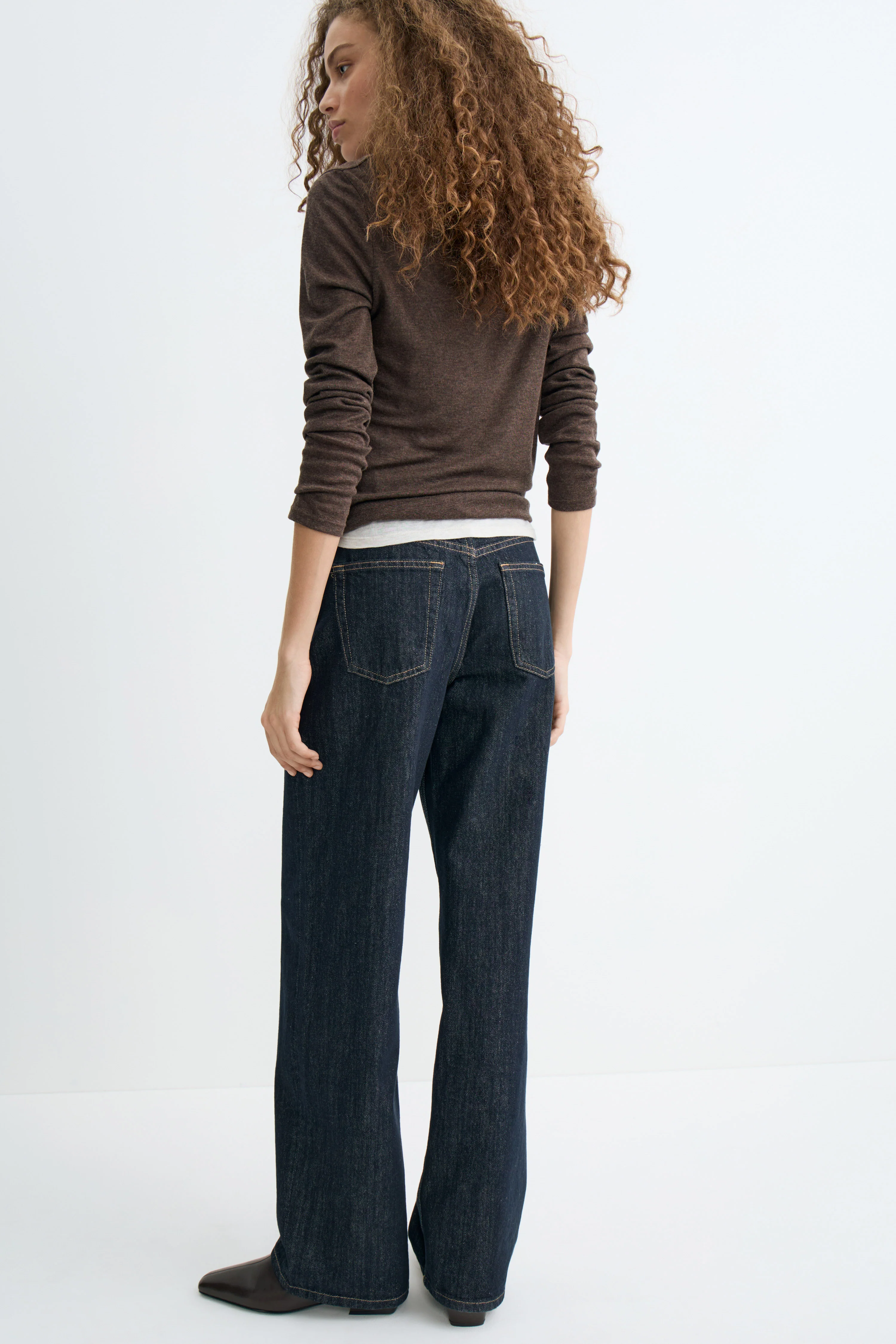 MID-WAIST STRAIGHT FIT JEANS - Image 5