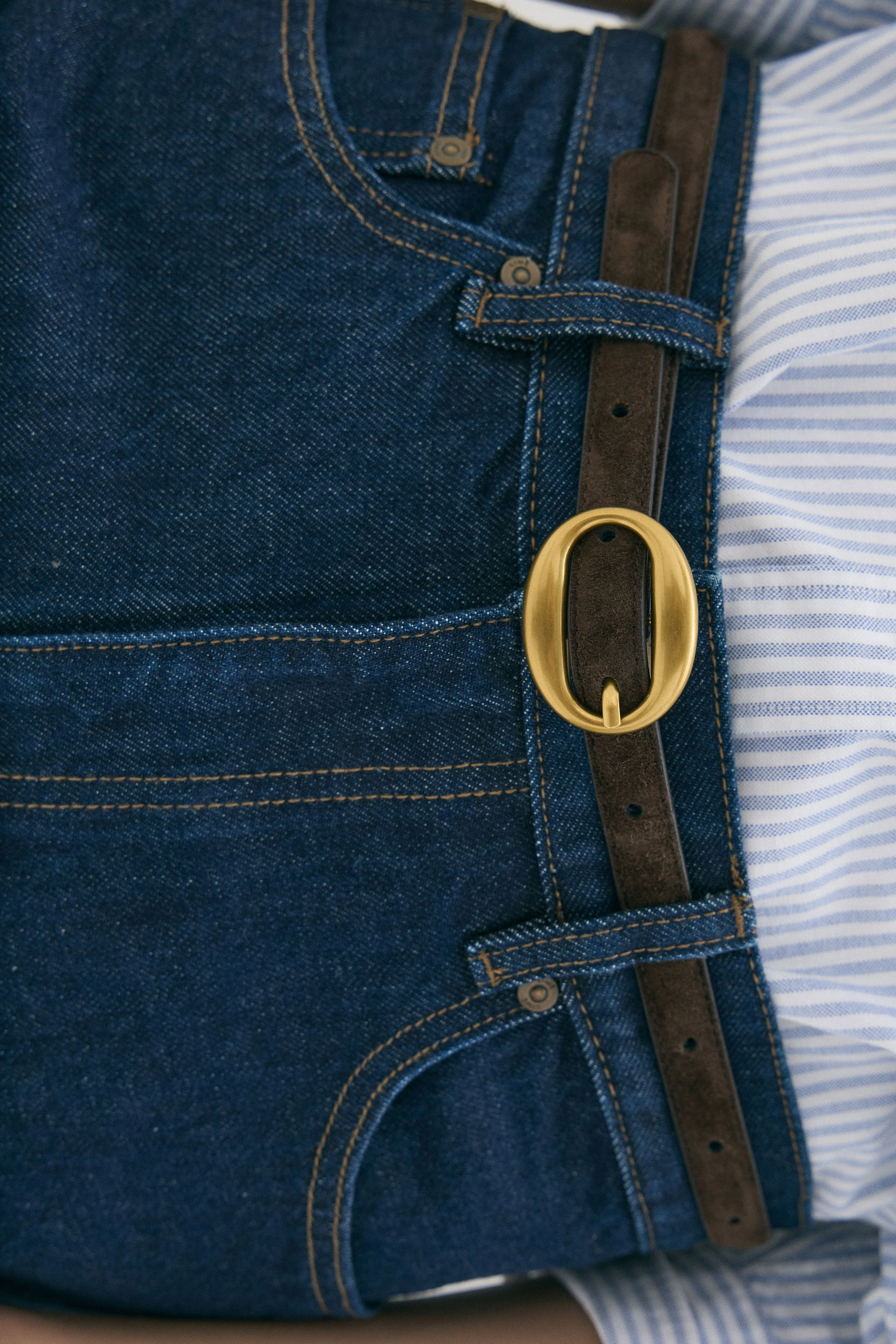 MID-WAIST STRAIGHT-FIT JEANS - Image 3