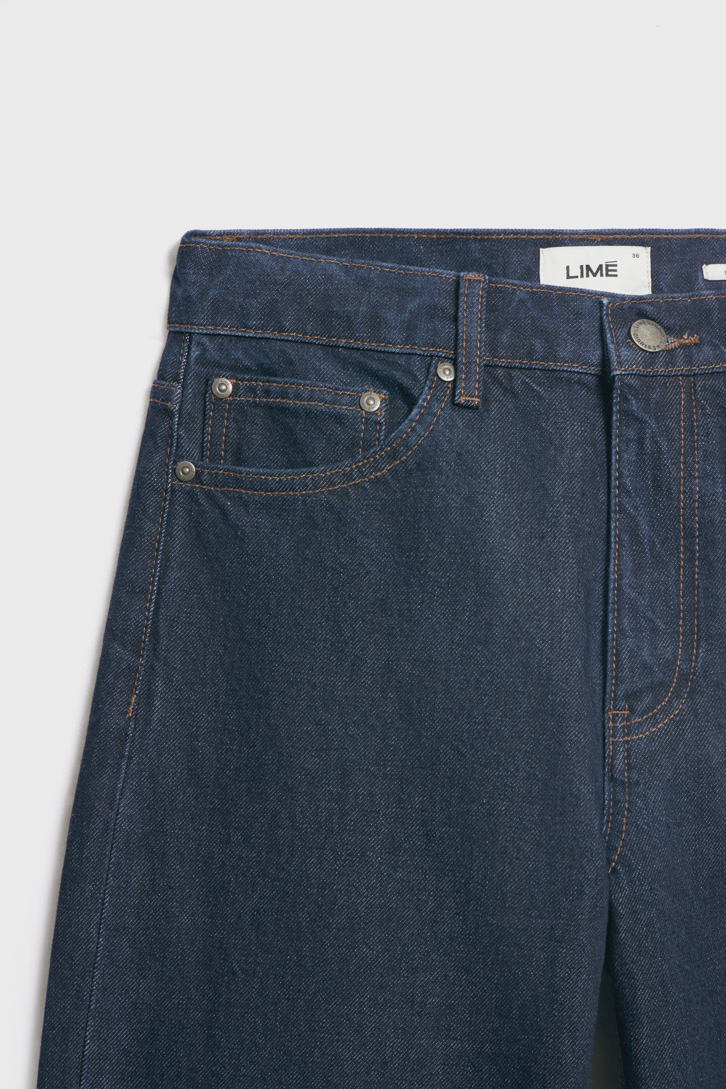 MID-WAIST STRAIGHT-FIT JEANS - Image 8