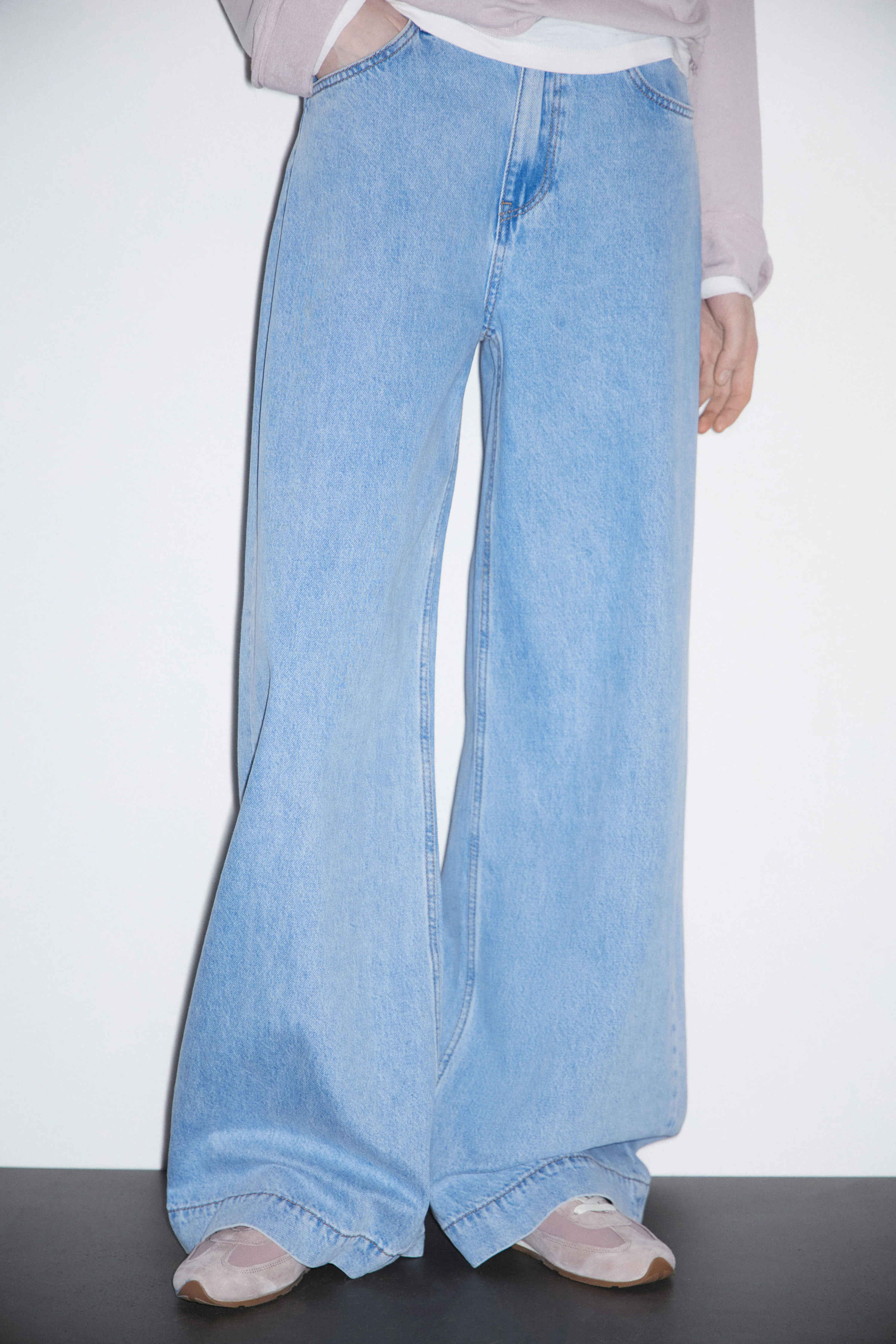 MID-WAIST WIDE-LEG JEANS - Image 4