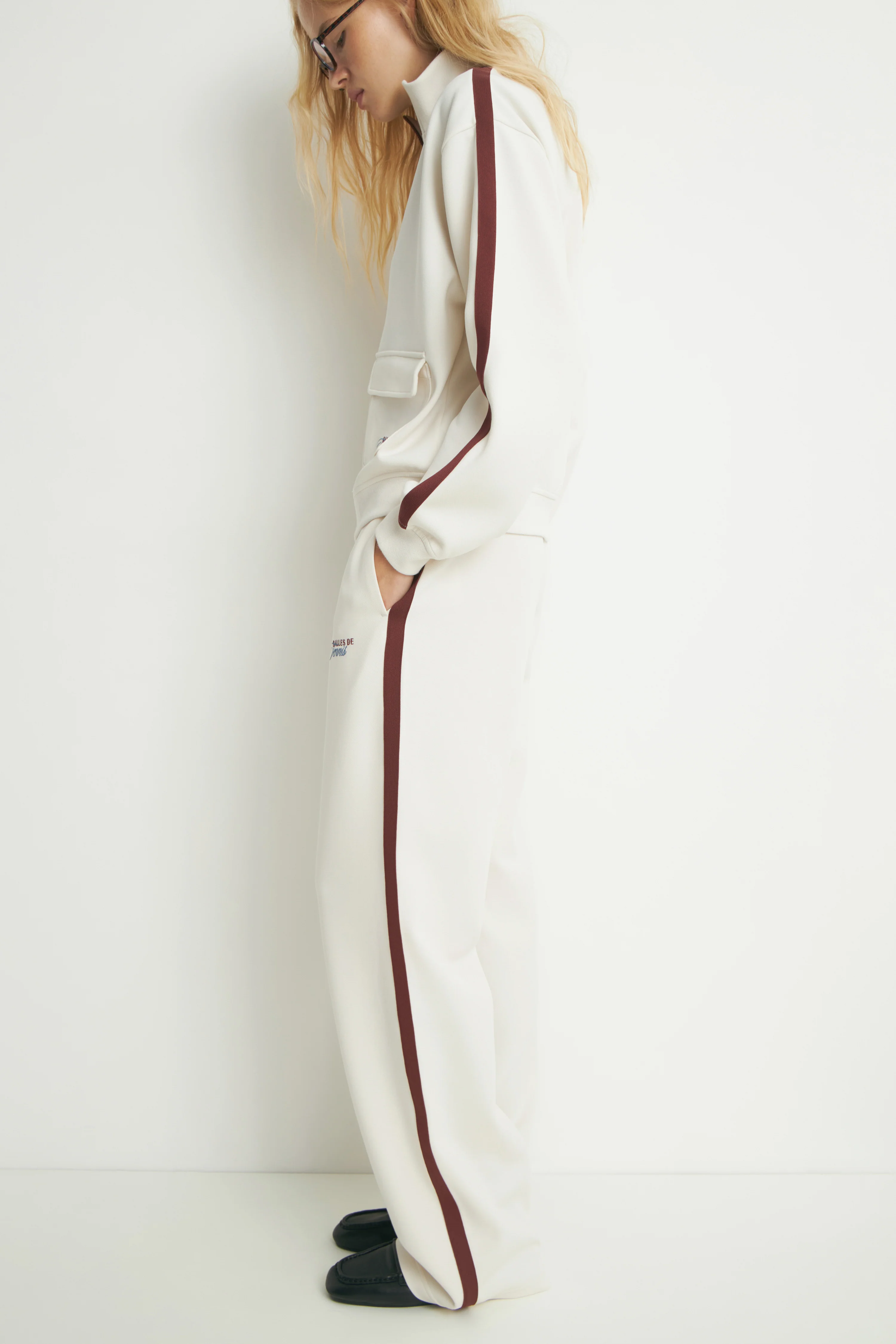MOCK NECK ZIP-THROUGH SWEATSHIRT - Image 3