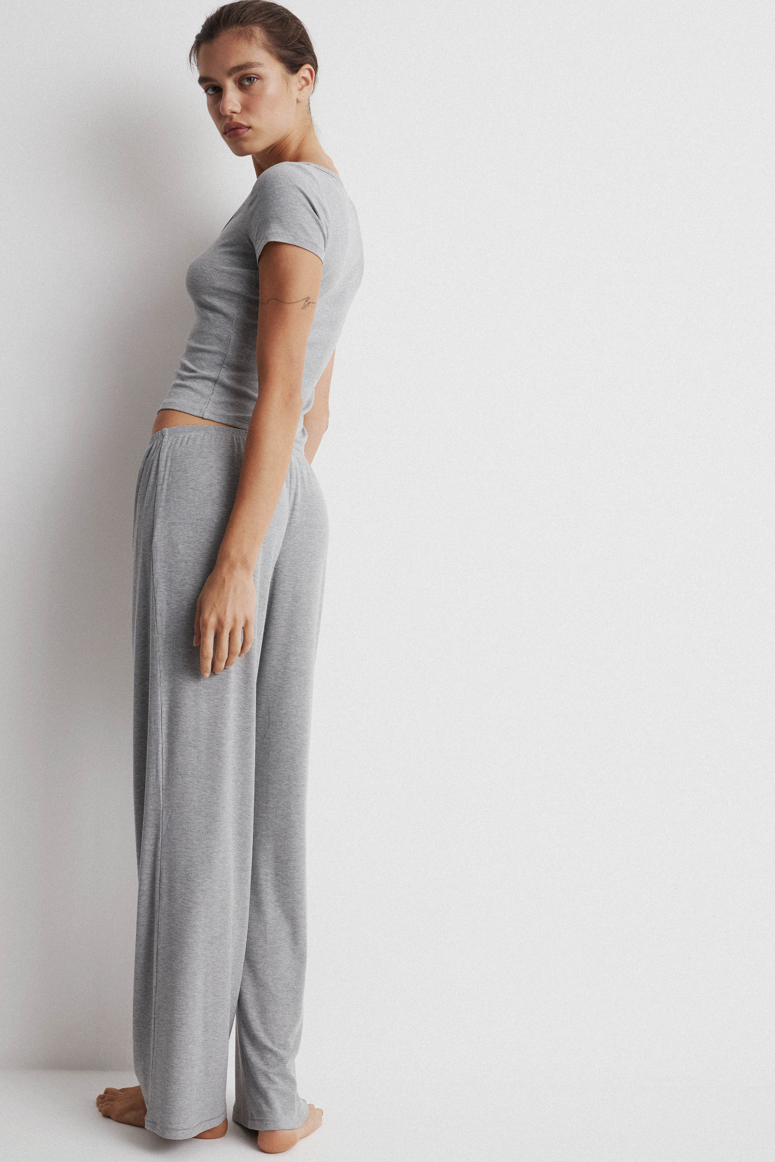 SLIM-CUT MODAL T-SHIRT - Image 3