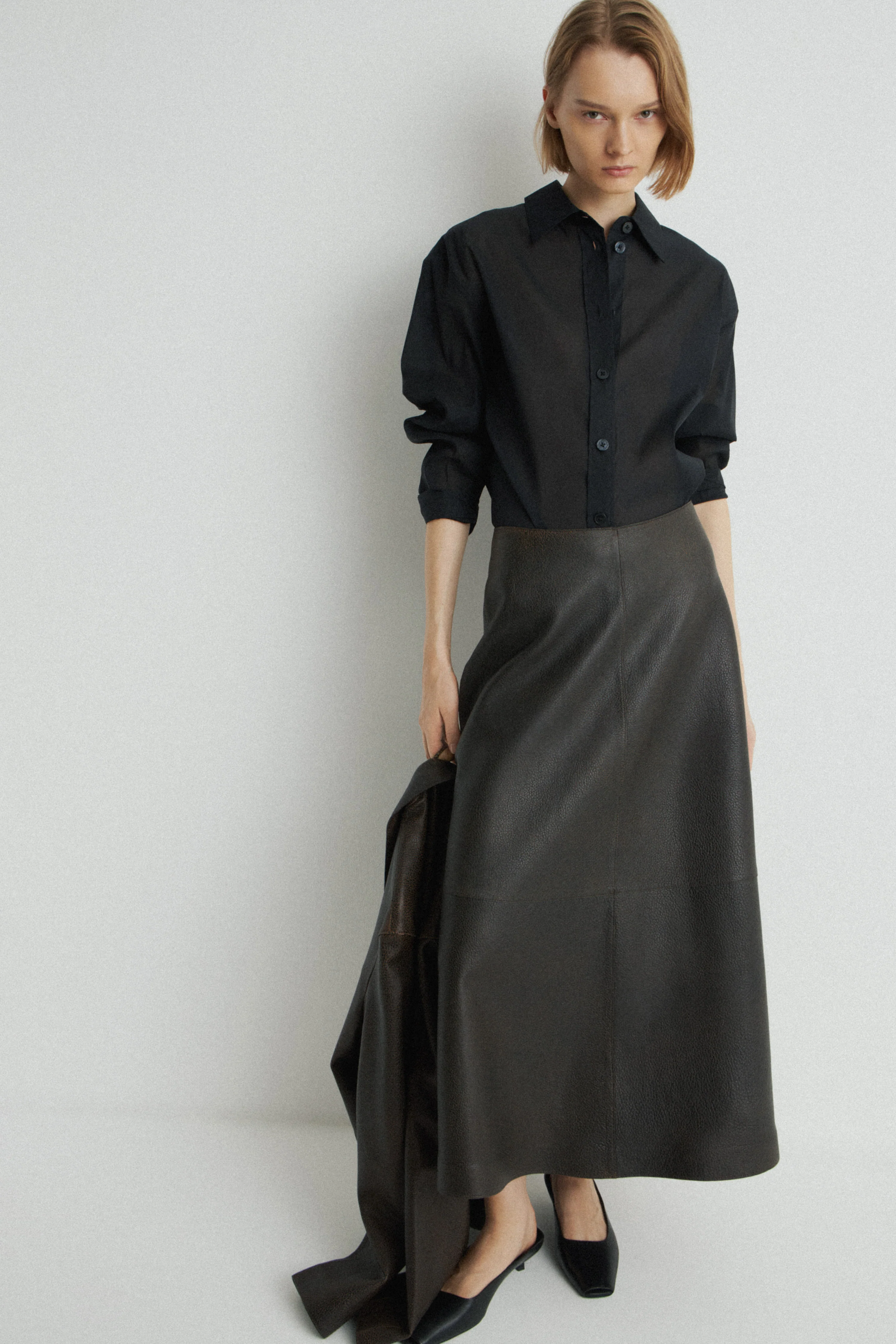 NATURAL LEATHER MIDI SKIRT - Image 3