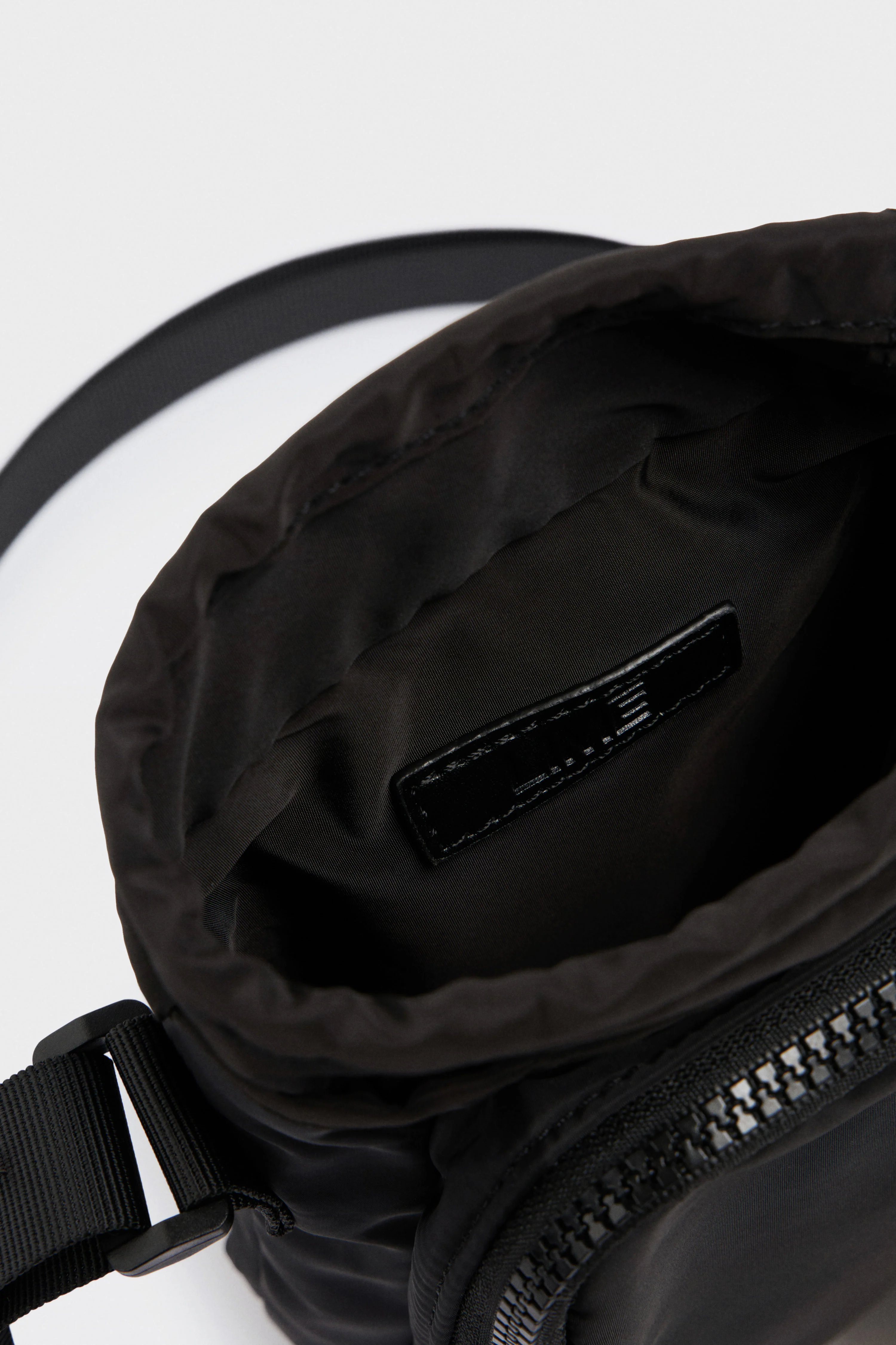 NYLON CROSSBODY BAG - Image 7