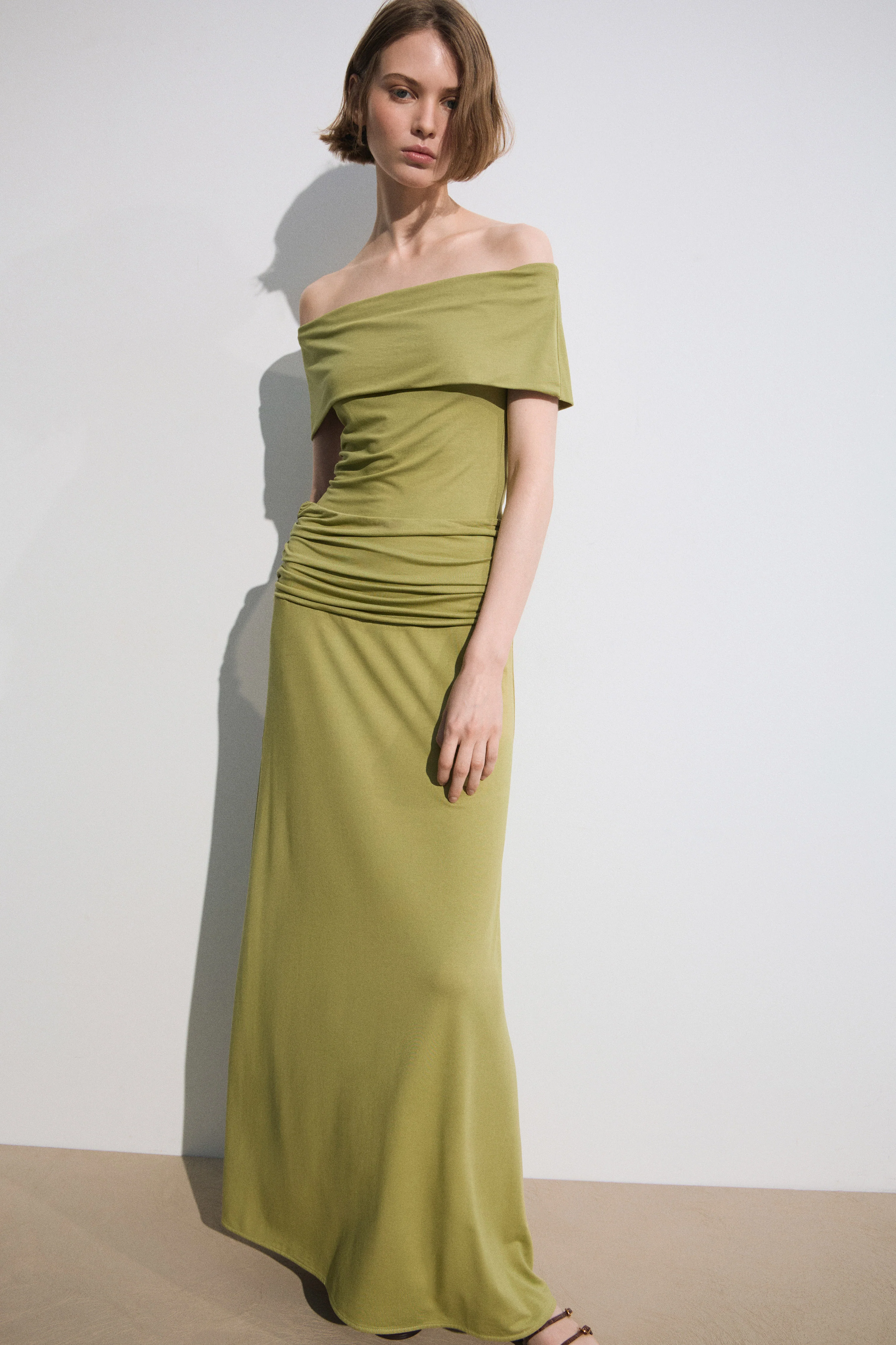 OFF-THE-SHOULDER VISCOSE TOP - Image 2