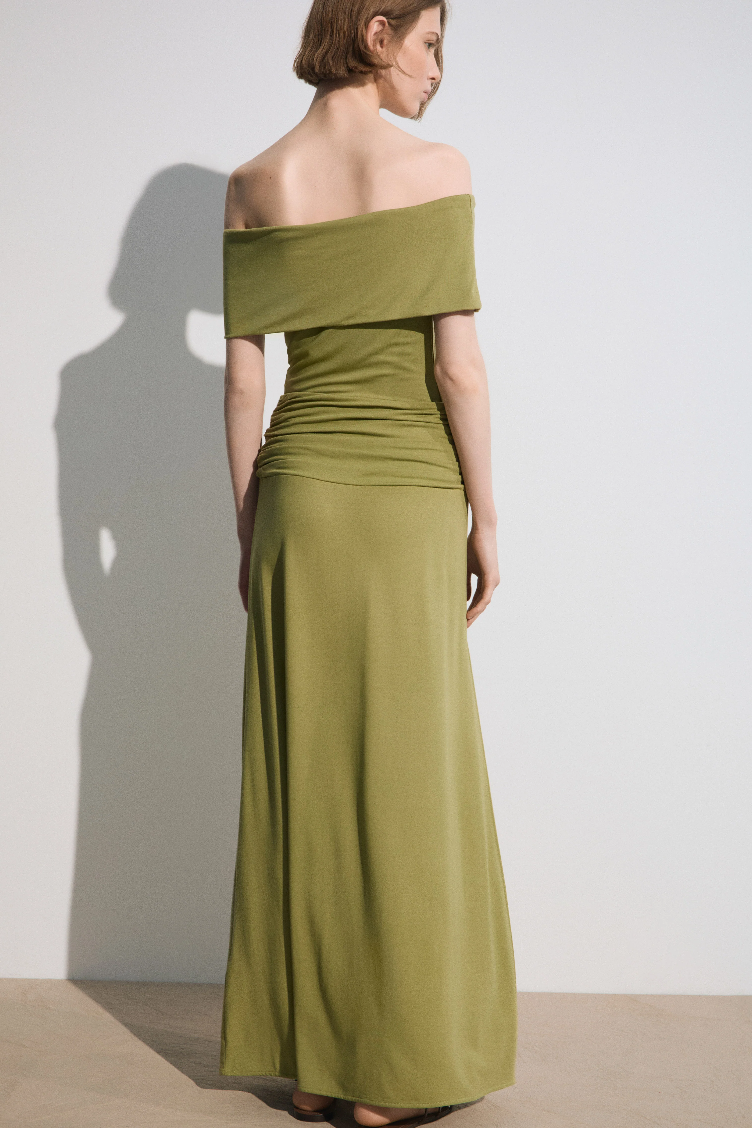OFF-THE-SHOULDER VISCOSE TOP - Image 4