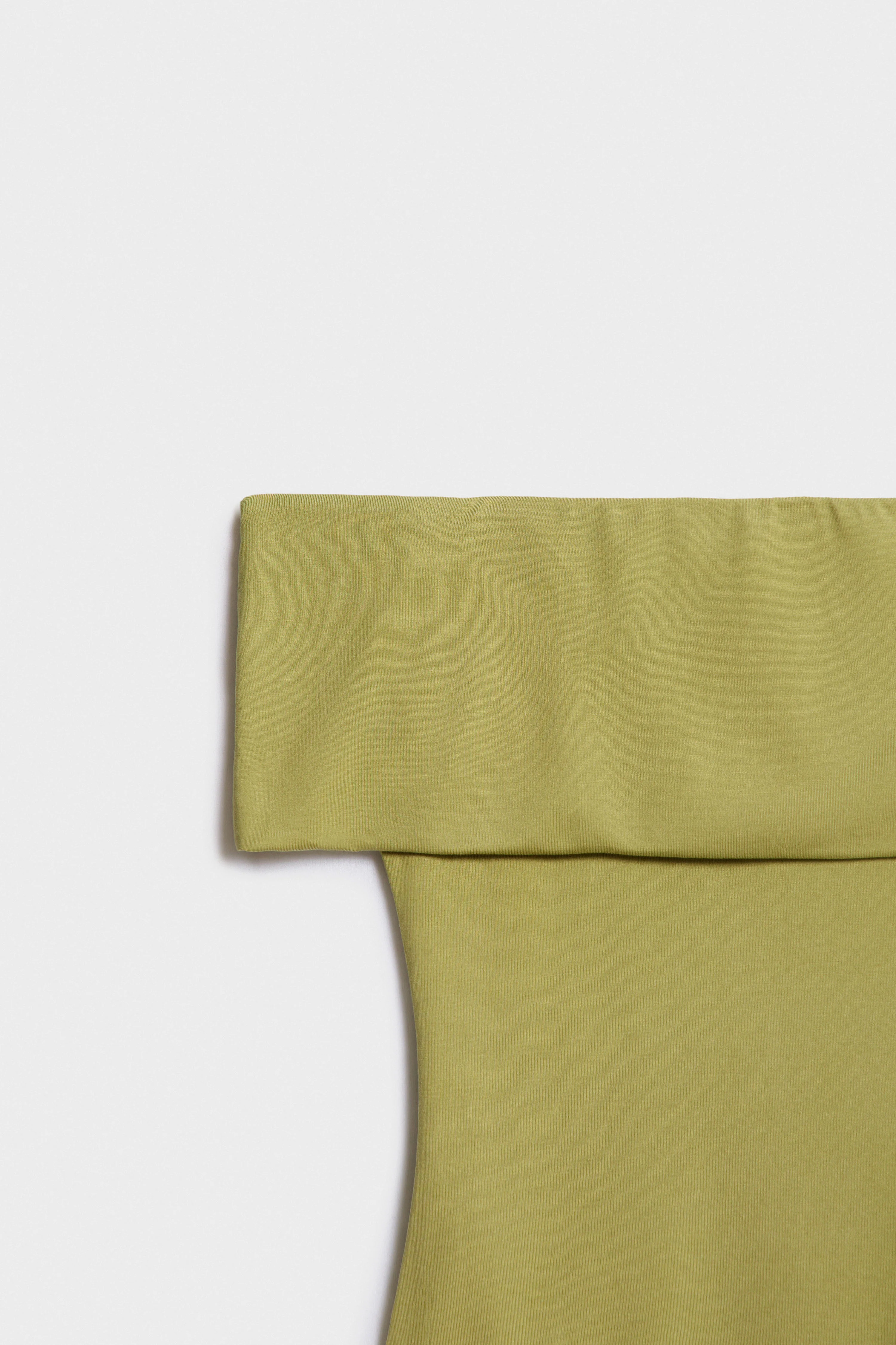 OFF-THE-SHOULDER VISCOSE TOP - Image 7