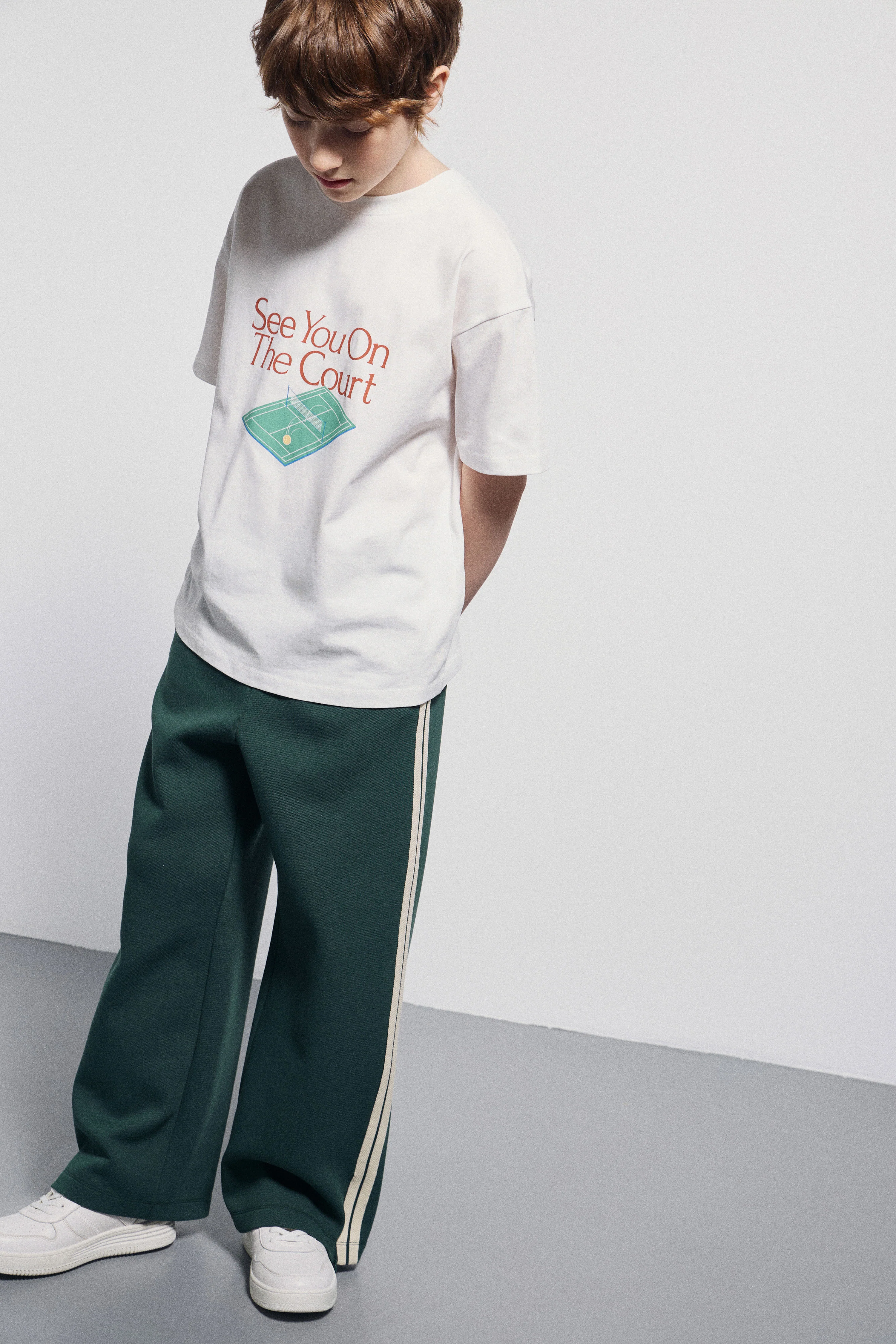 OVERSIZED PRINT-MOTIF T-SHIRT