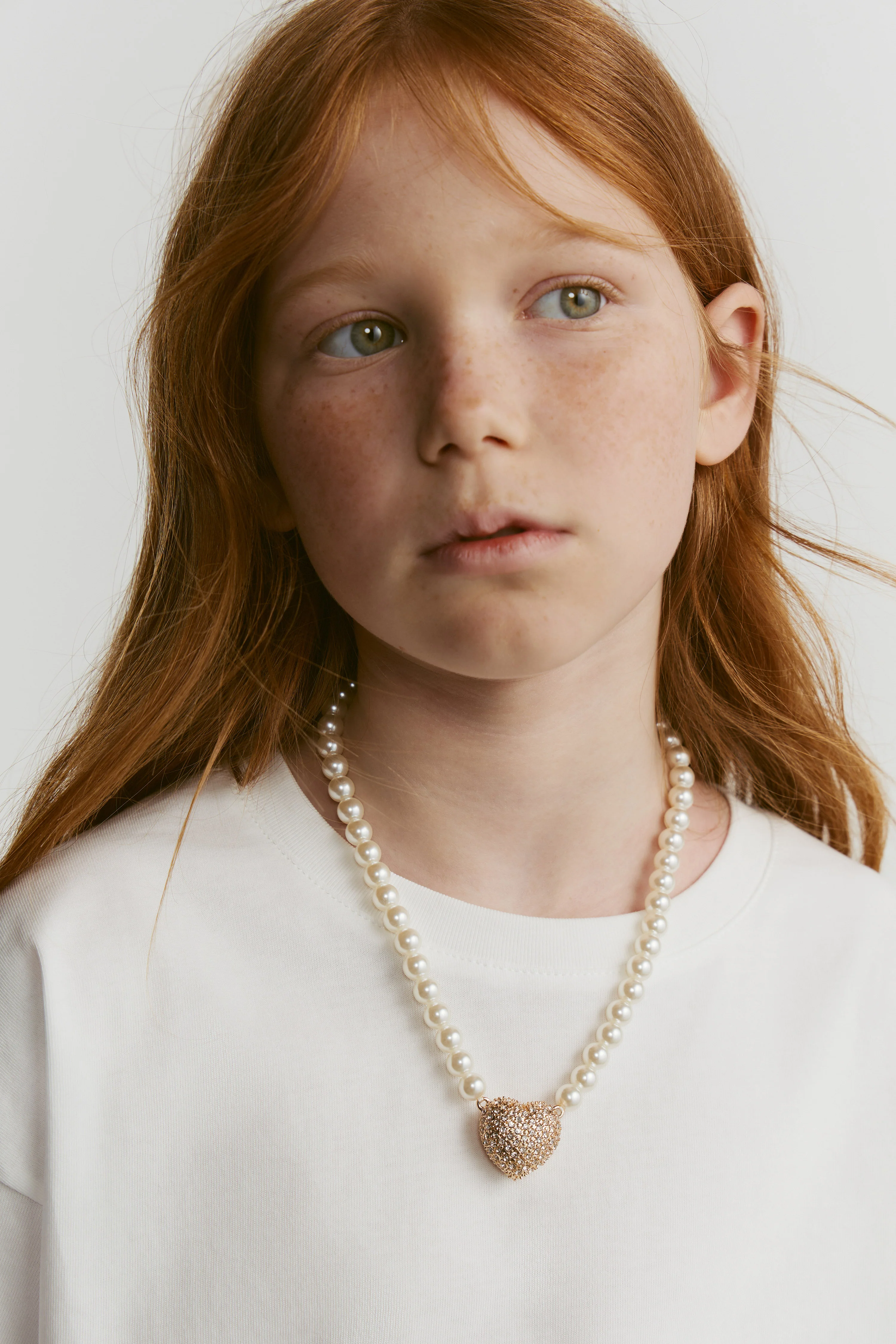 PEARLY NECKLACE WITH PENDANT - Image 2