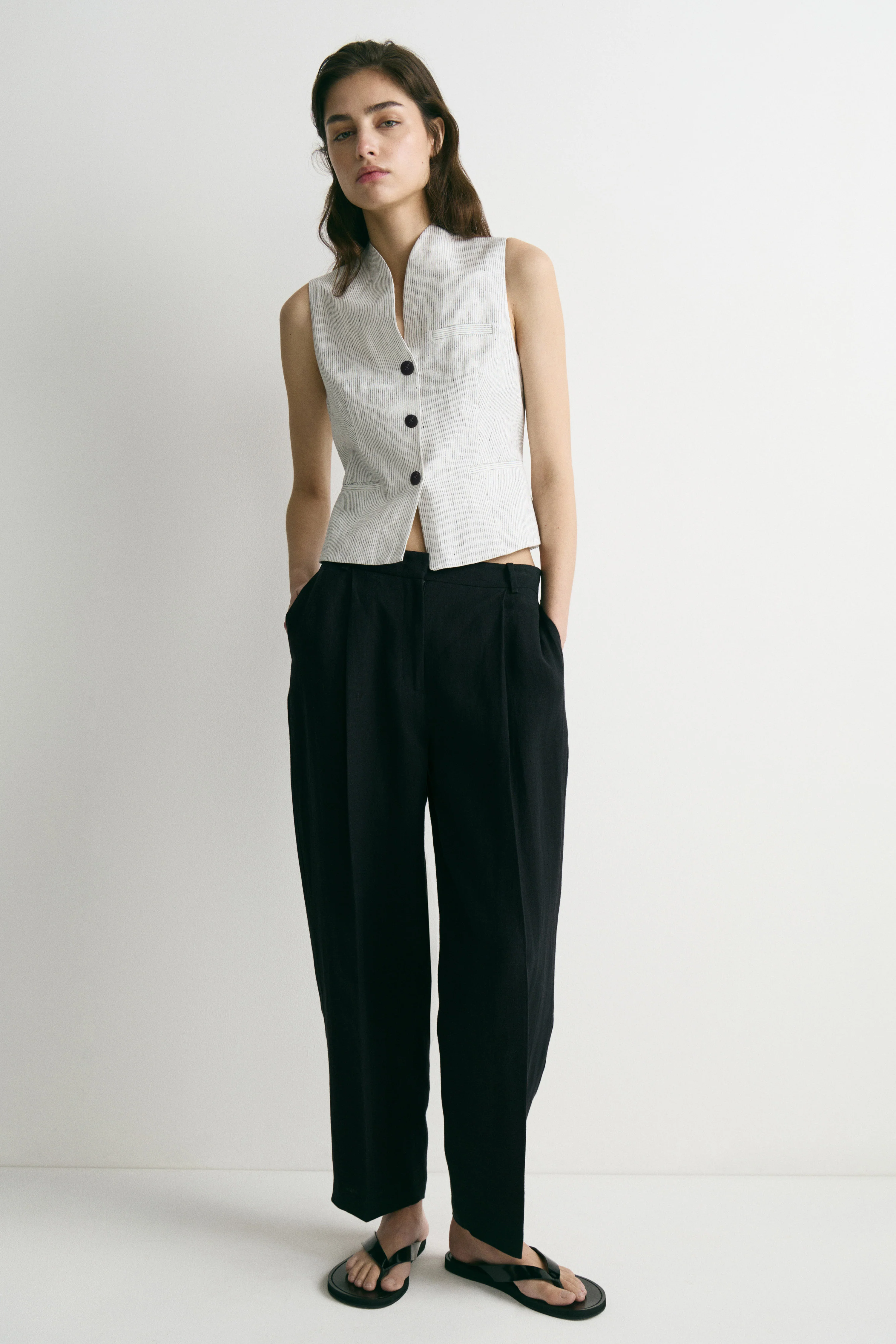 PLEAT-FRONT LINEN TROUSERS - Image 2
