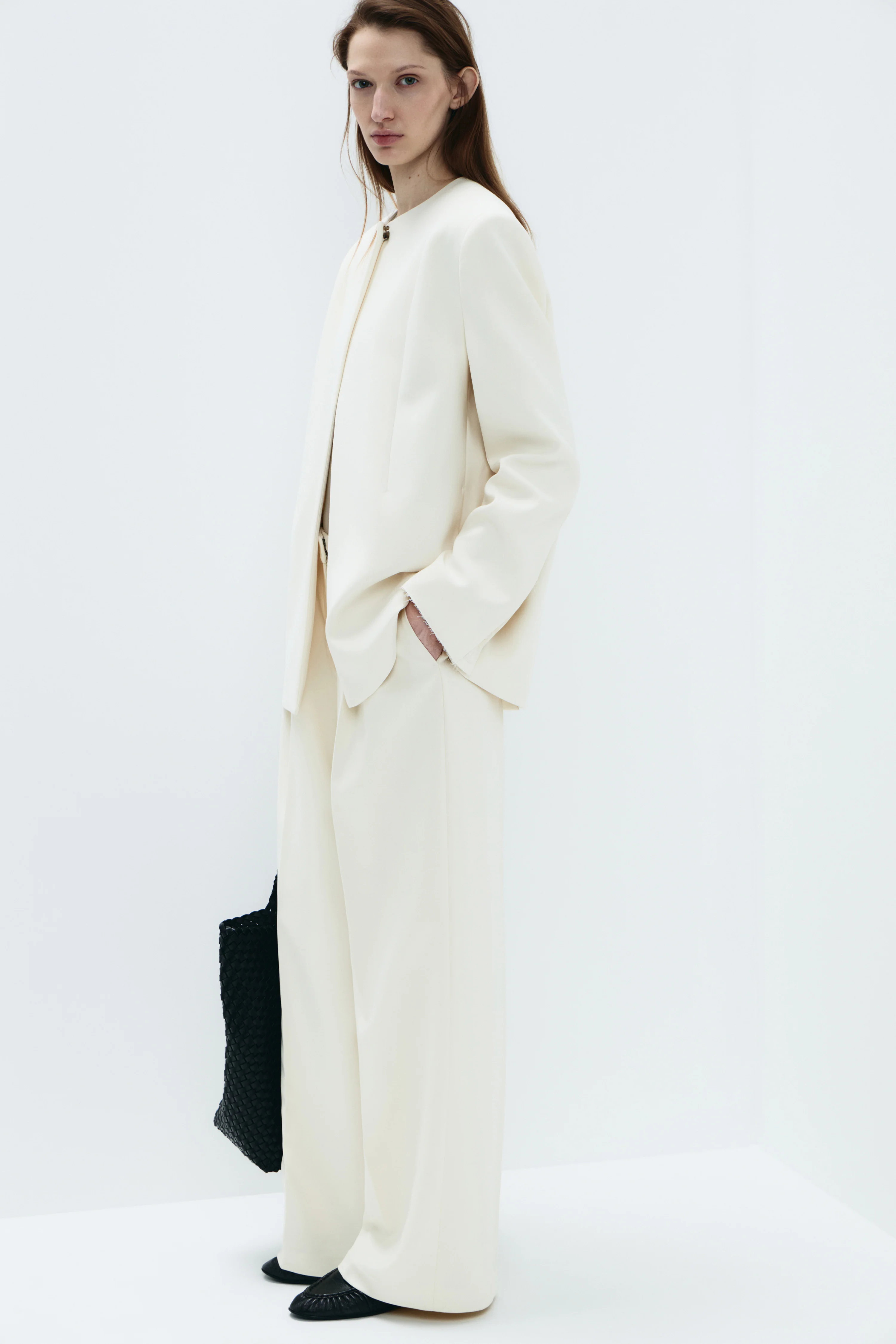 PLEAT-FRONT WIDE-LEG TROUSERS - Image 3