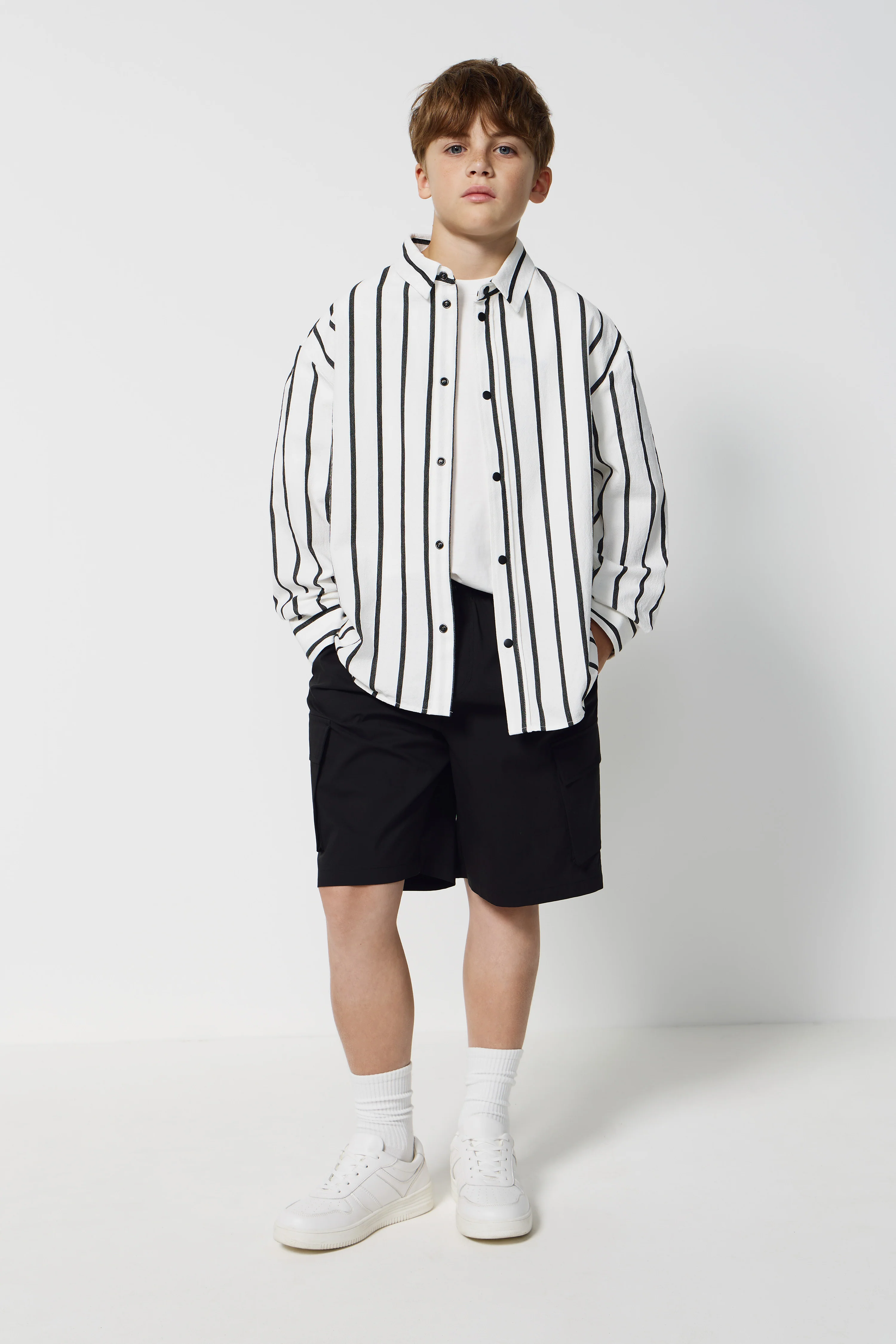 POCKET-DETAIL BAGGY SHORTS