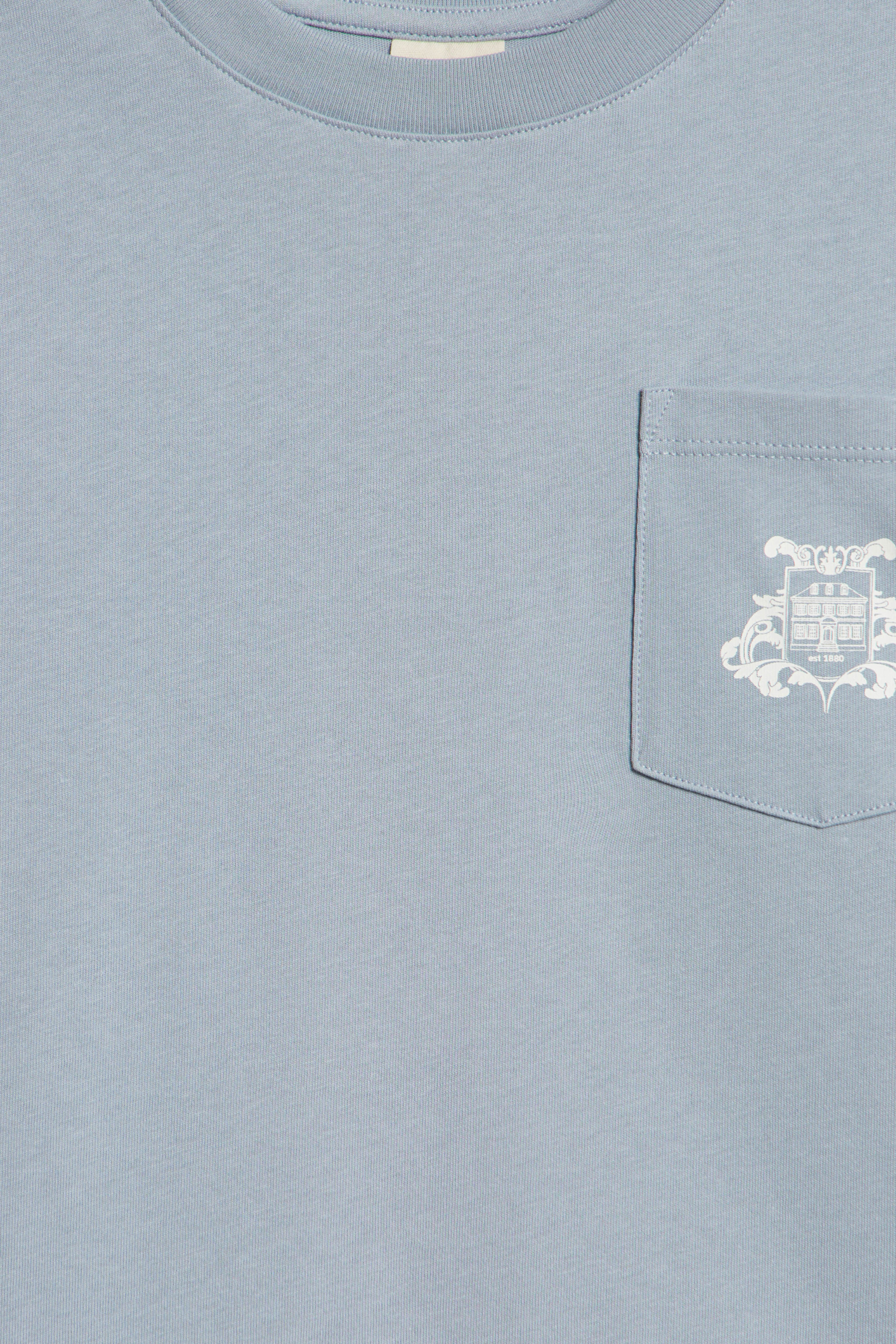 PRINTED POCKET-DETAIL T-SHIRT - Image 3